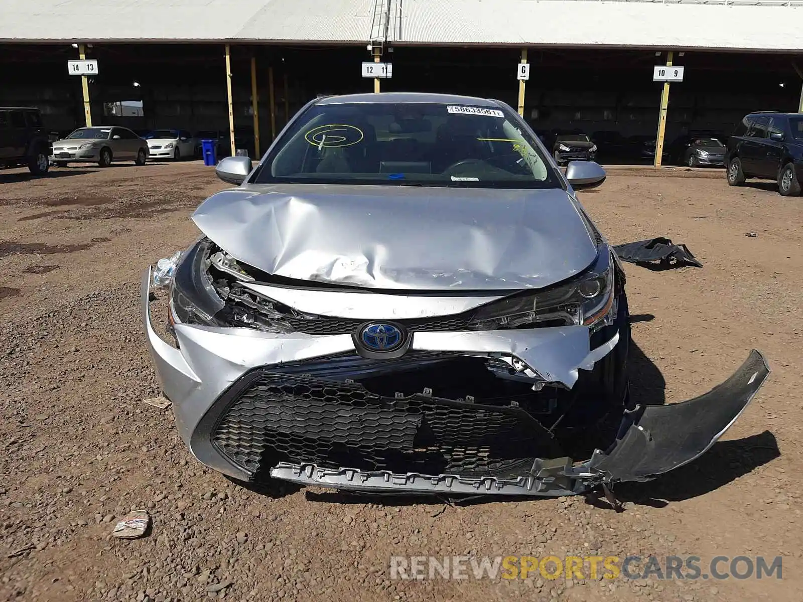 9 Photograph of a damaged car JTDEBRBE9LJ005354 TOYOTA COROLLA 2020