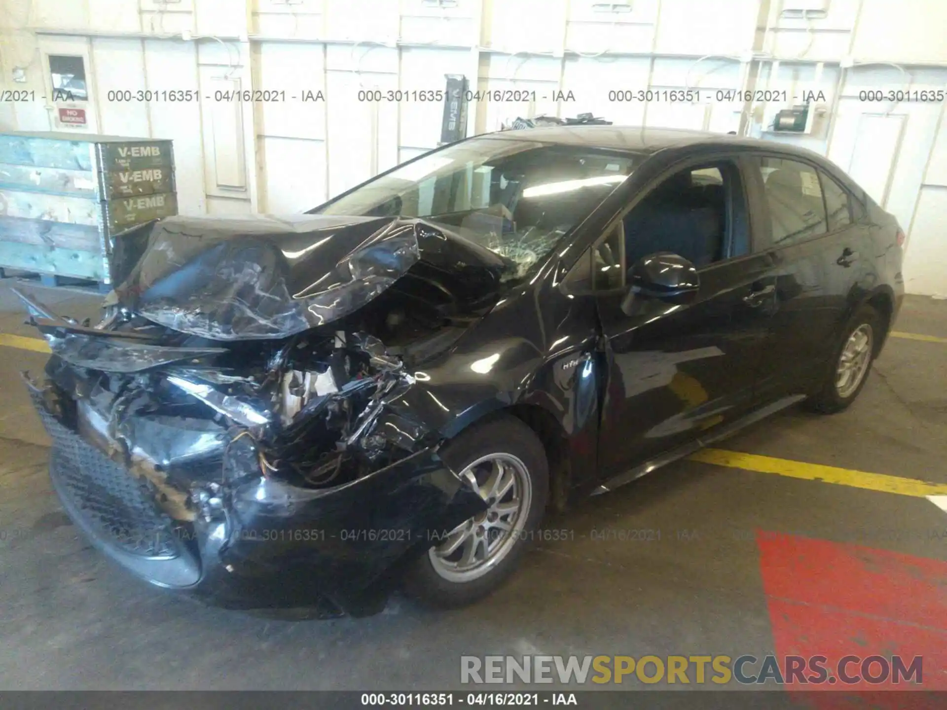 2 Photograph of a damaged car JTDEBRBE9LJ006486 TOYOTA COROLLA 2020