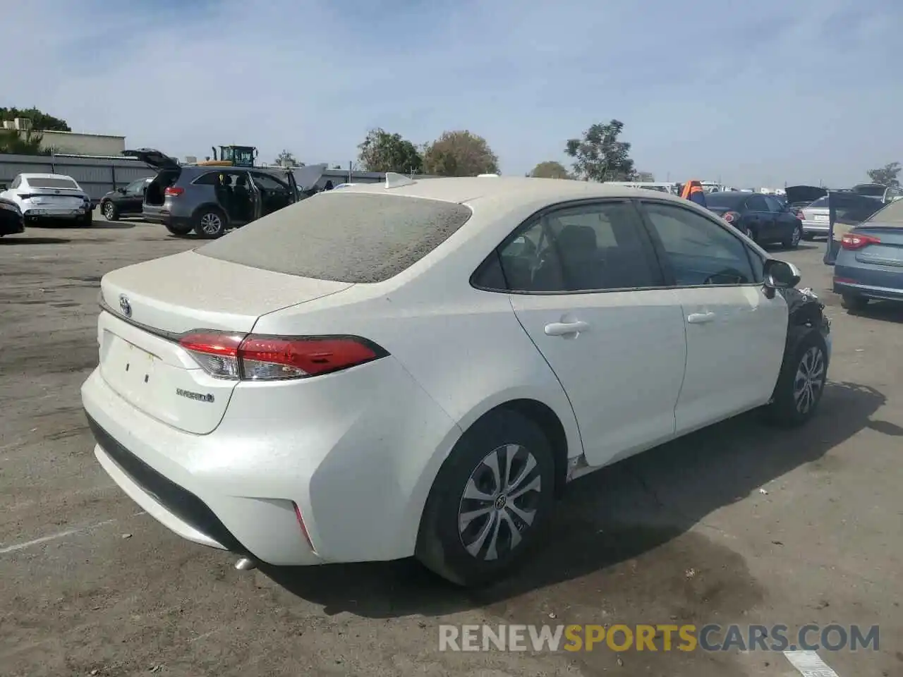 4 Photograph of a damaged car JTDEBRBE9LJ006679 TOYOTA COROLLA 2020