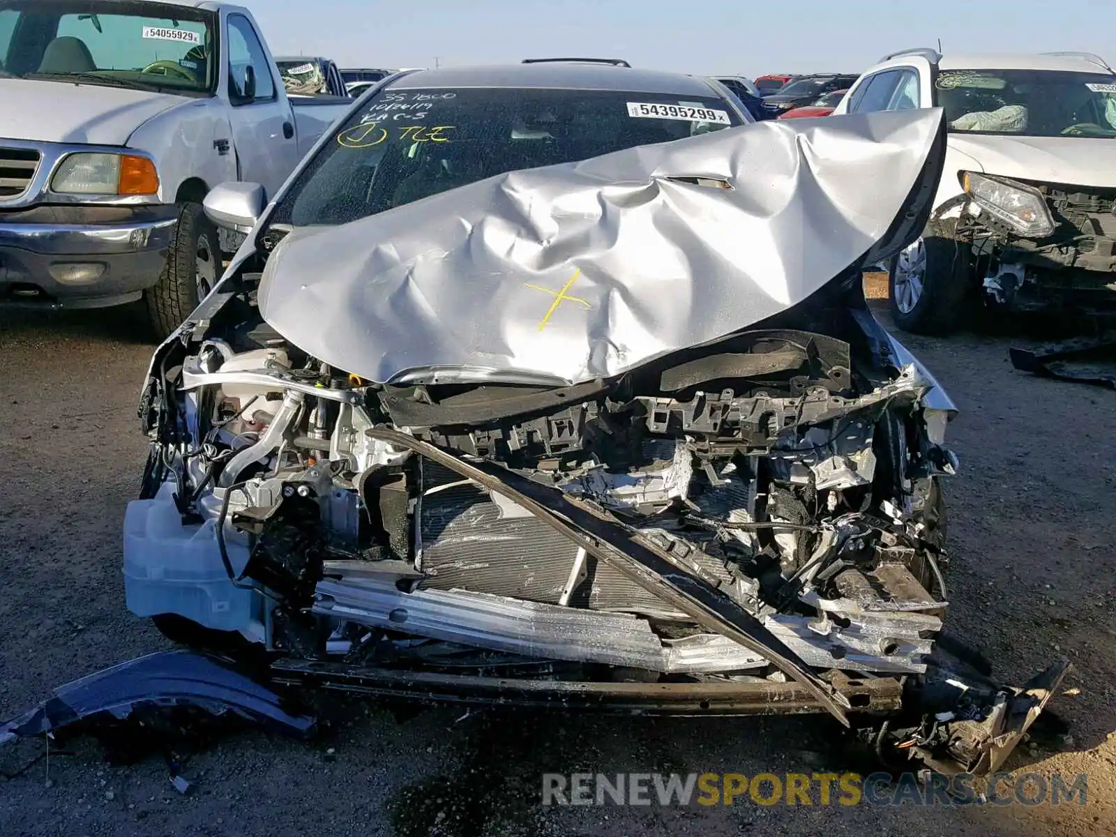 9 Photograph of a damaged car JTDEBRBE9LJ007623 TOYOTA COROLLA 2020