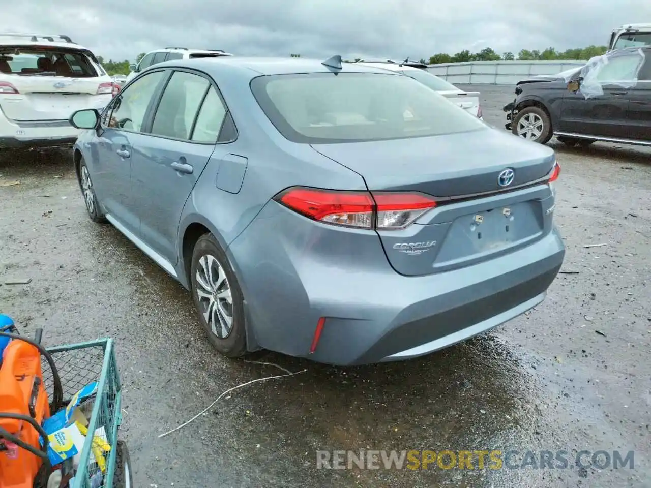 3 Photograph of a damaged car JTDEBRBE9LJ008044 TOYOTA COROLLA 2020