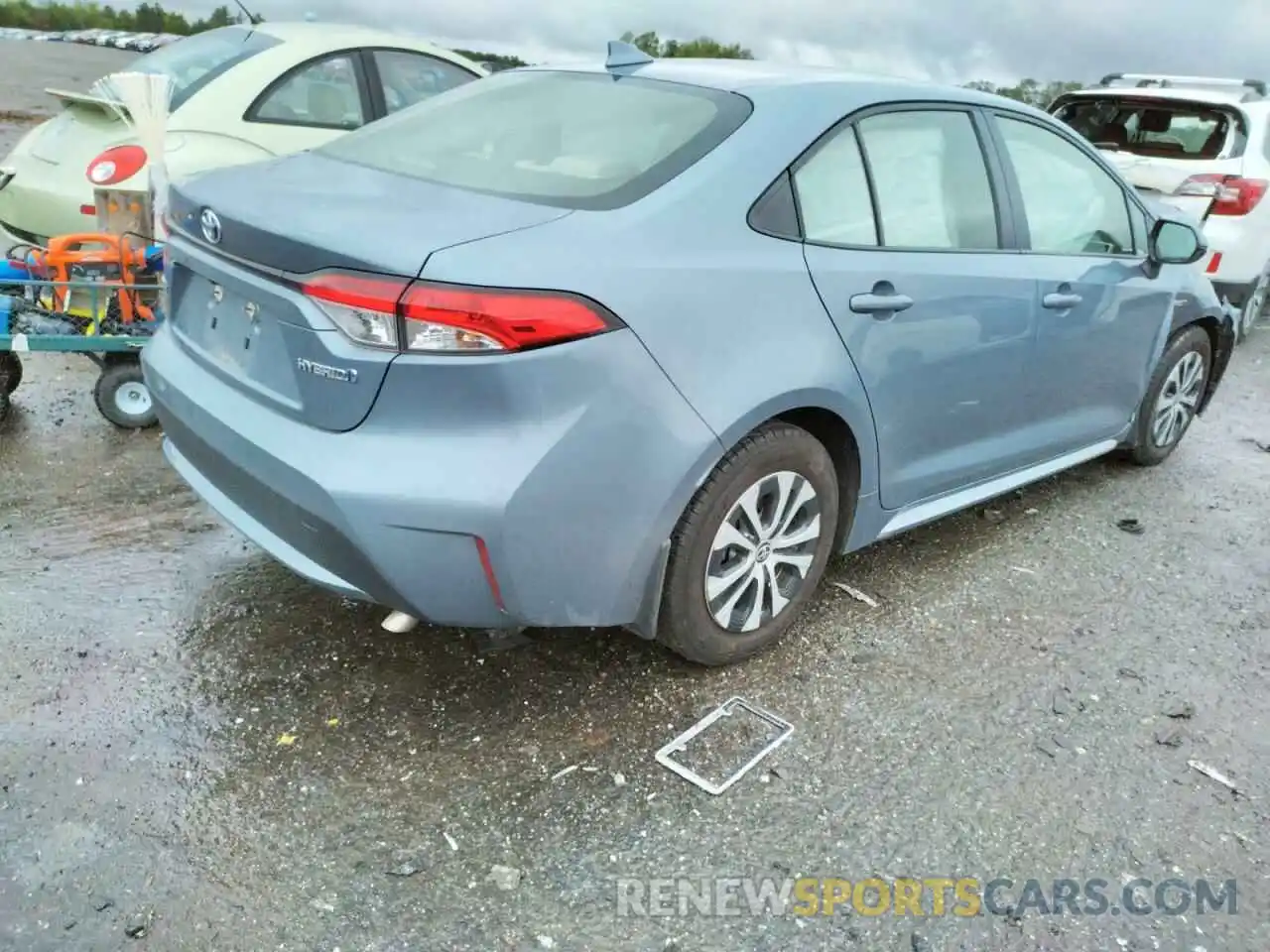 4 Photograph of a damaged car JTDEBRBE9LJ008044 TOYOTA COROLLA 2020