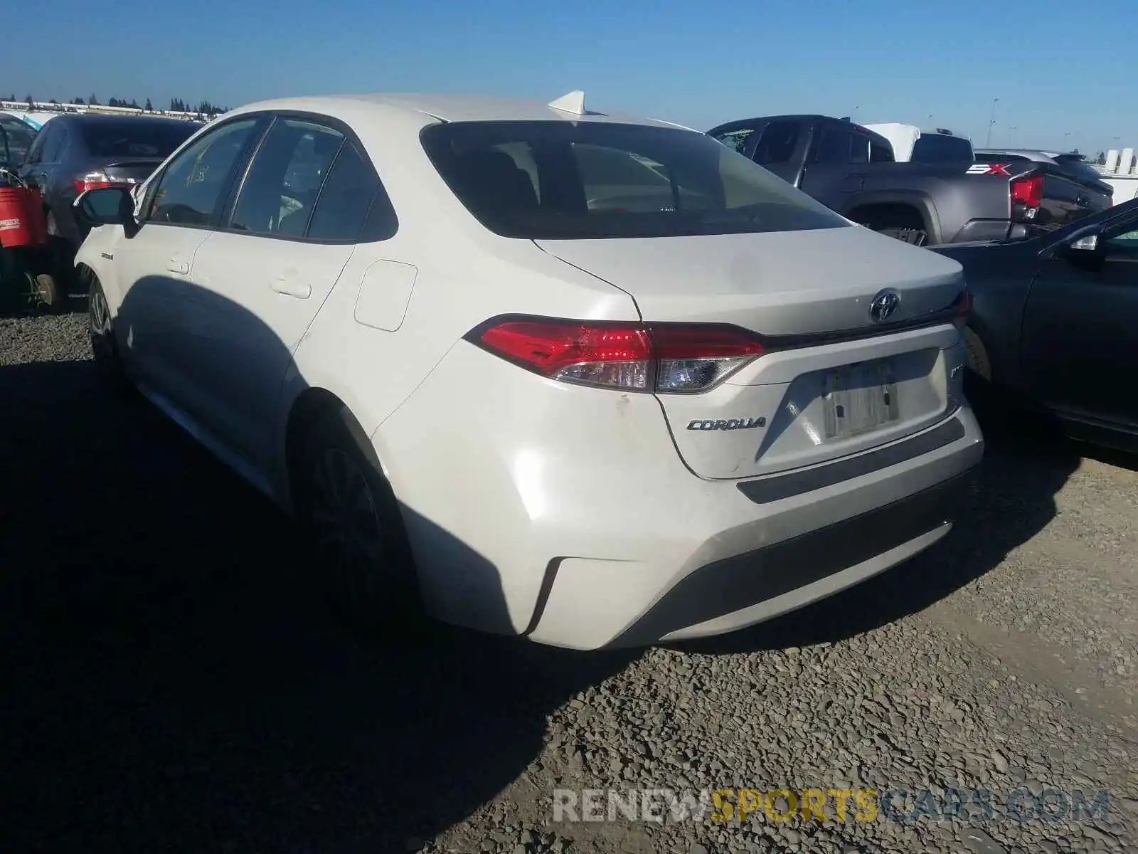 3 Photograph of a damaged car JTDEBRBE9LJ010425 TOYOTA COROLLA 2020