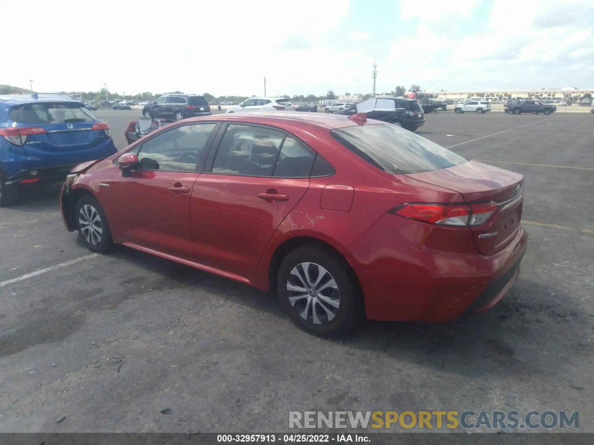 3 Photograph of a damaged car JTDEBRBE9LJ011946 TOYOTA COROLLA 2020