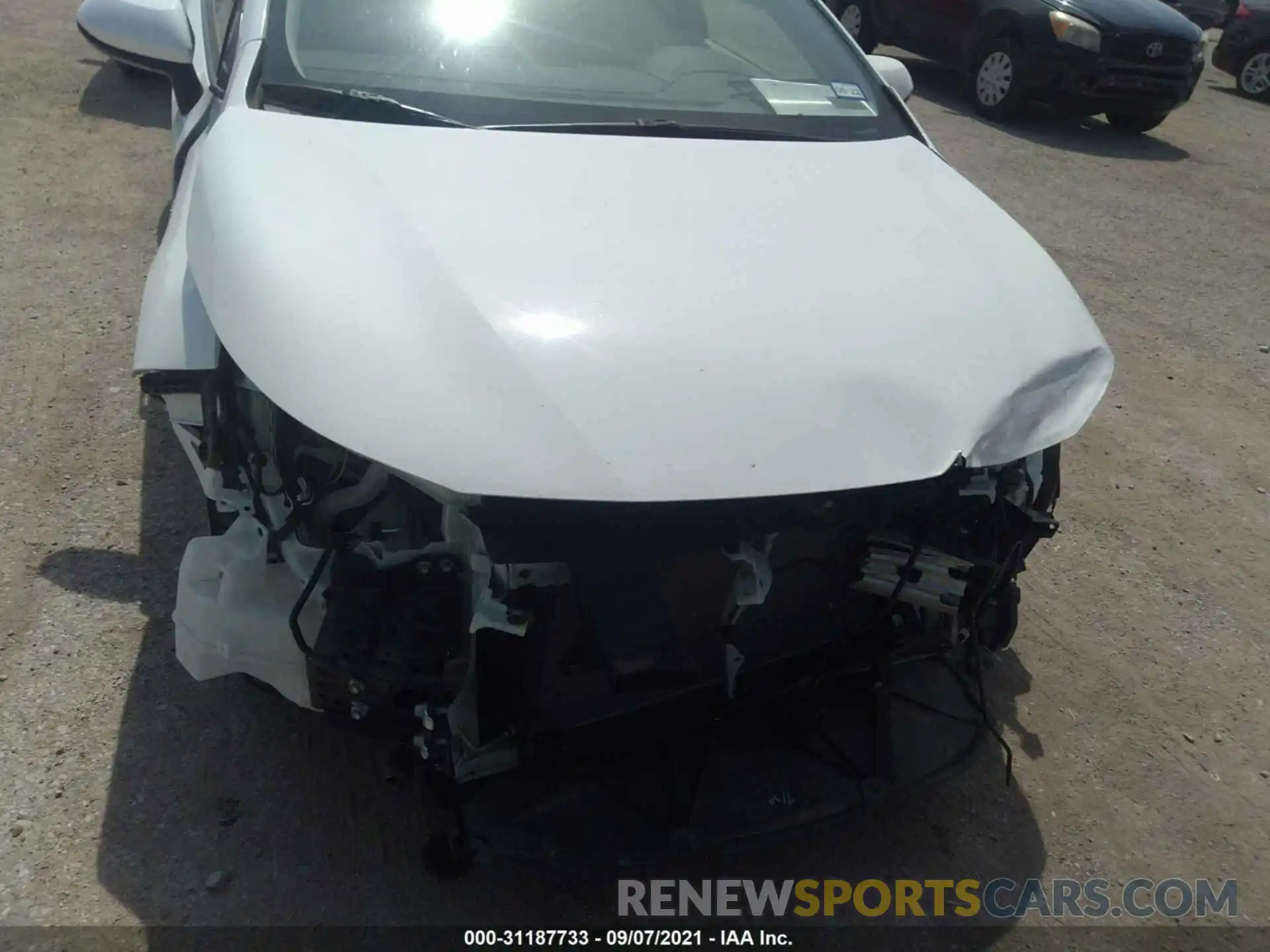 6 Photograph of a damaged car JTDEBRBE9LJ014927 TOYOTA COROLLA 2020