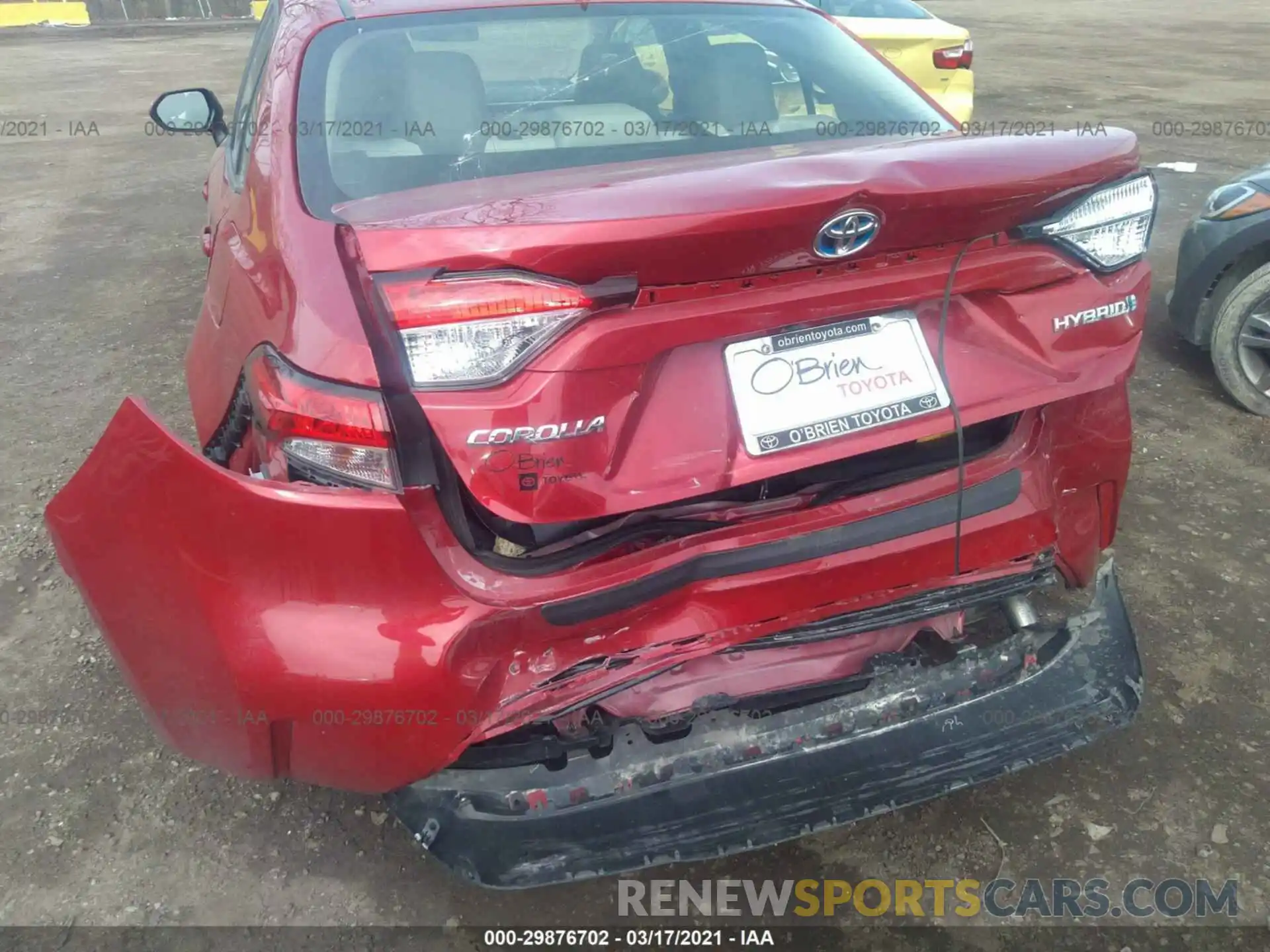 6 Photograph of a damaged car JTDEBRBE9LJ016970 TOYOTA COROLLA 2020