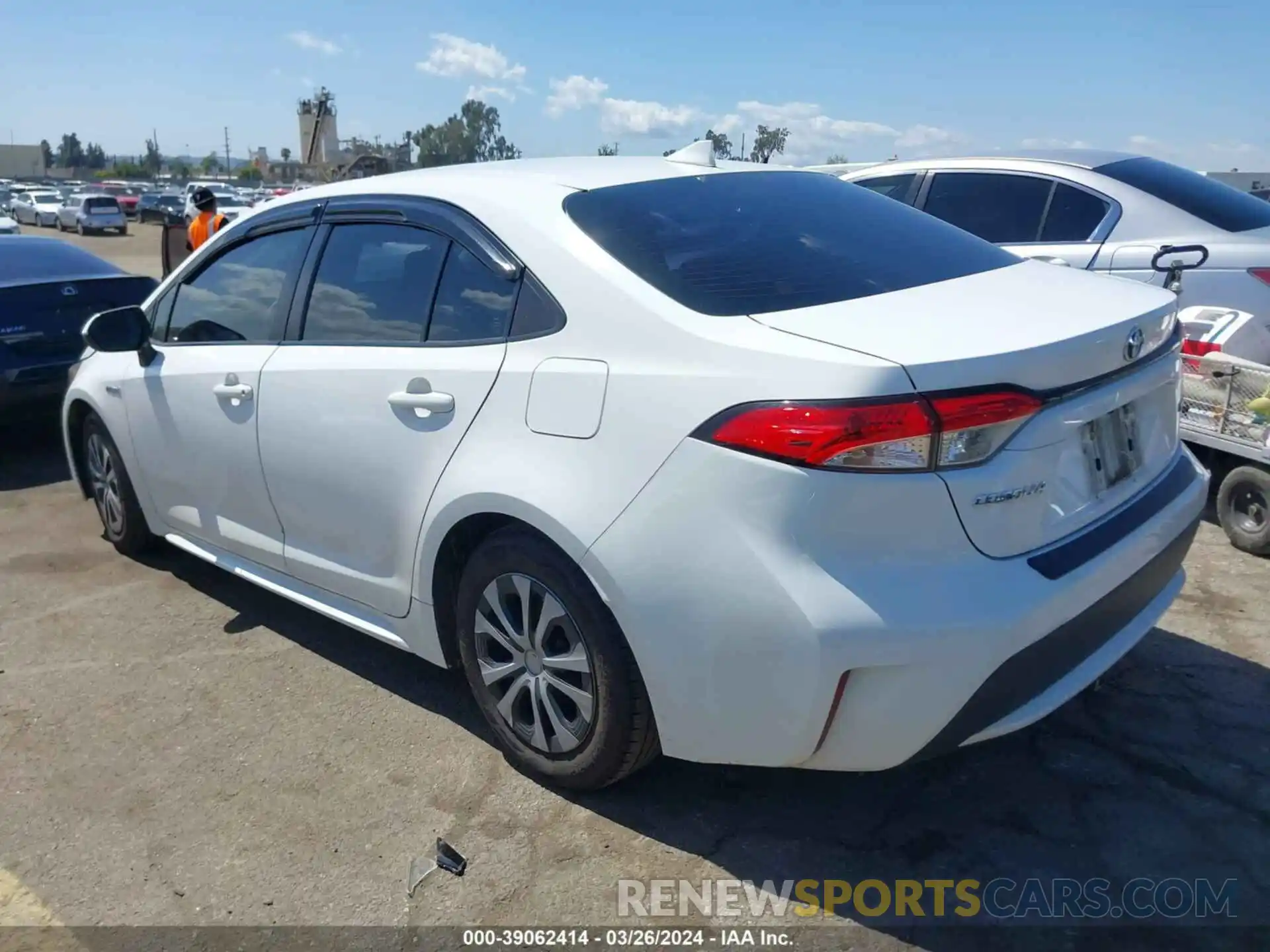 3 Photograph of a damaged car JTDEBRBE9LJ018881 TOYOTA COROLLA 2020