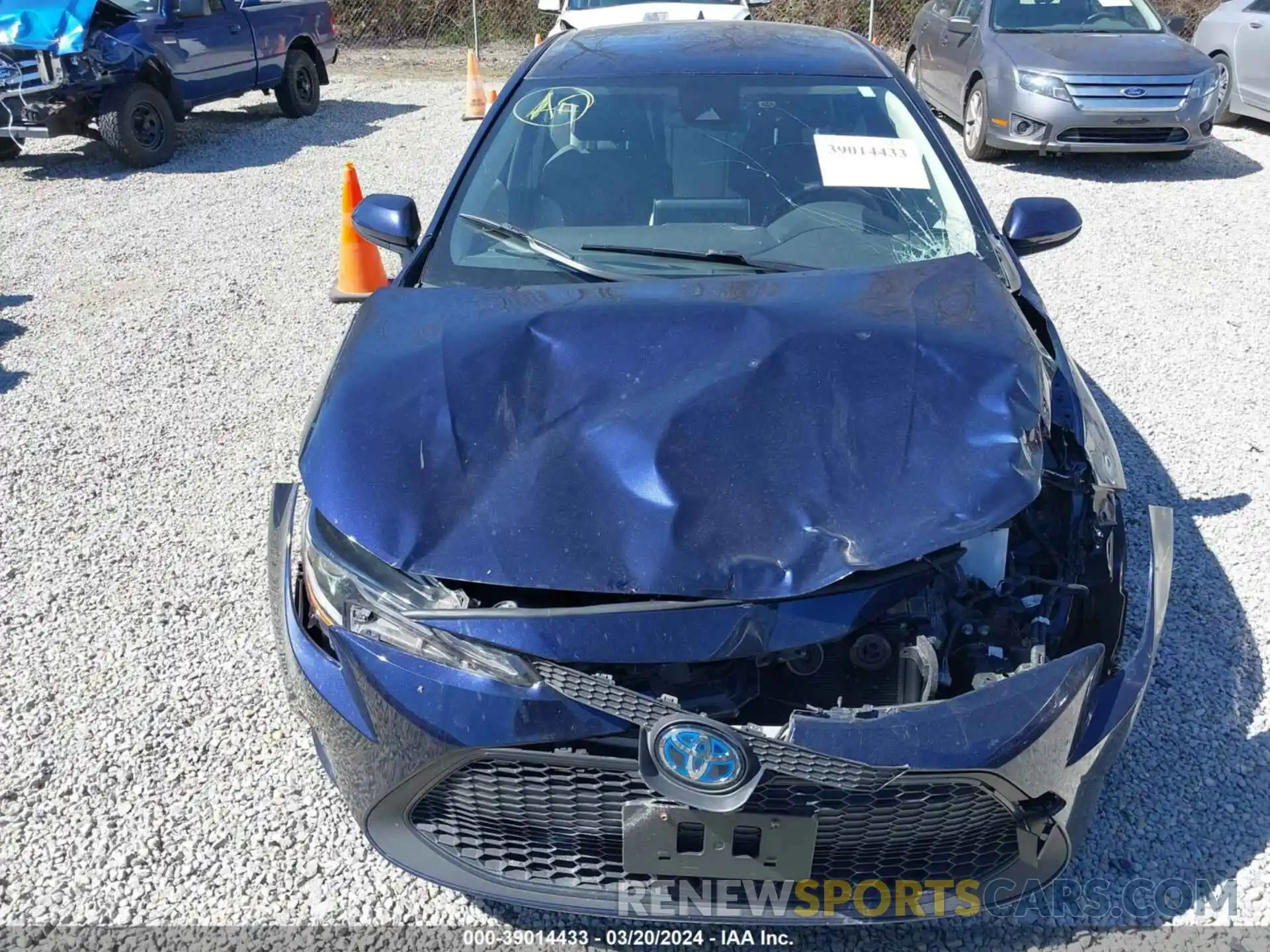 12 Photograph of a damaged car JTDEBRBE9LJ018993 TOYOTA COROLLA 2020