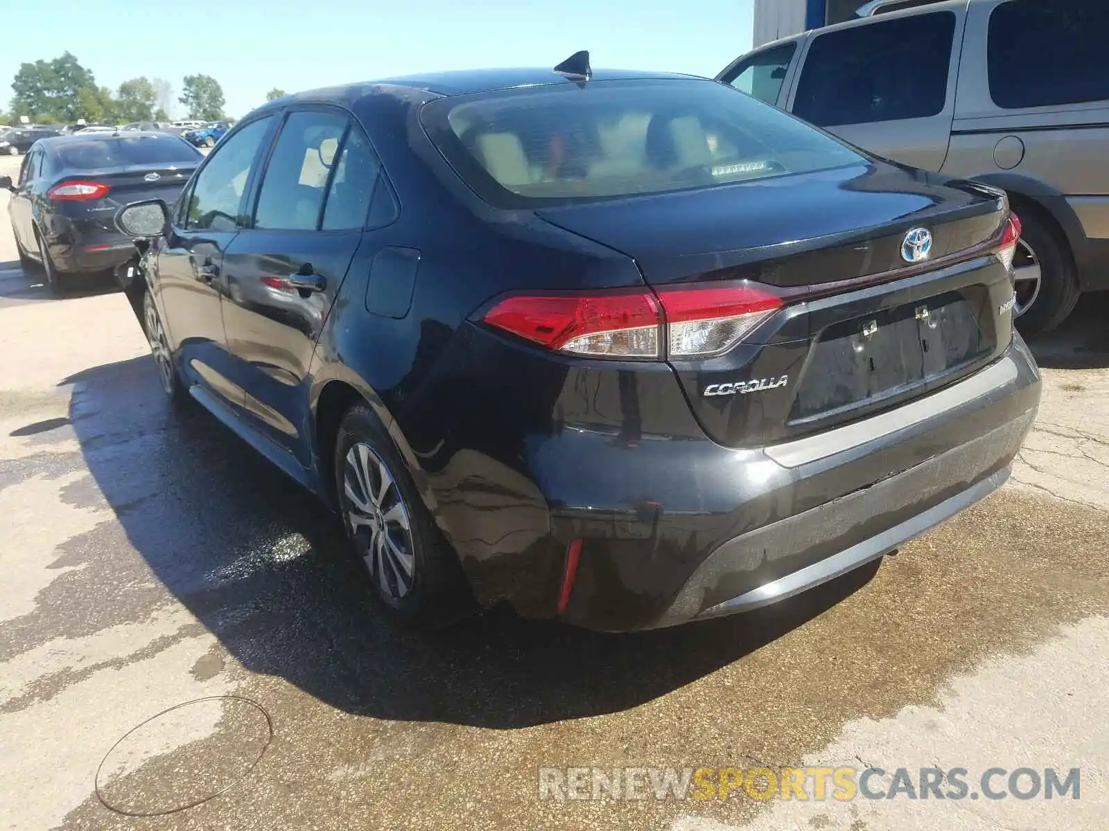 3 Photograph of a damaged car JTDEBRBE9LJ019092 TOYOTA COROLLA 2020