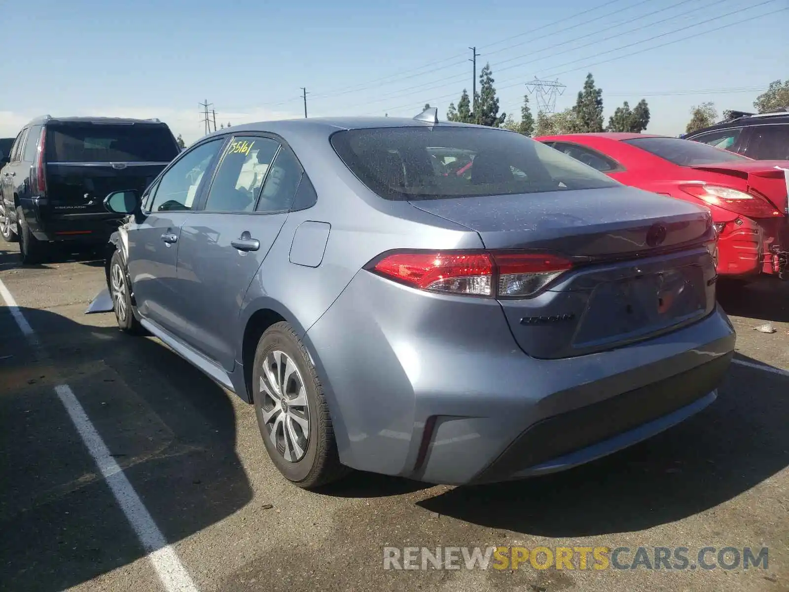 3 Photograph of a damaged car JTDEBRBE9LJ024809 TOYOTA COROLLA 2020