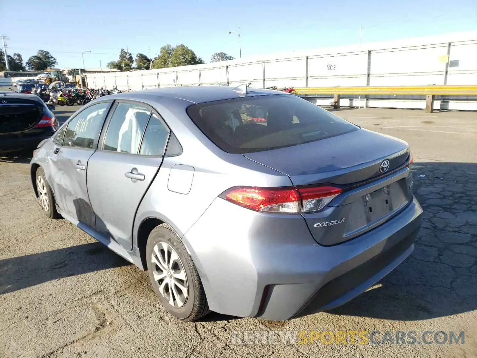 3 Photograph of a damaged car JTDEBRBE9LJ024888 TOYOTA COROLLA 2020