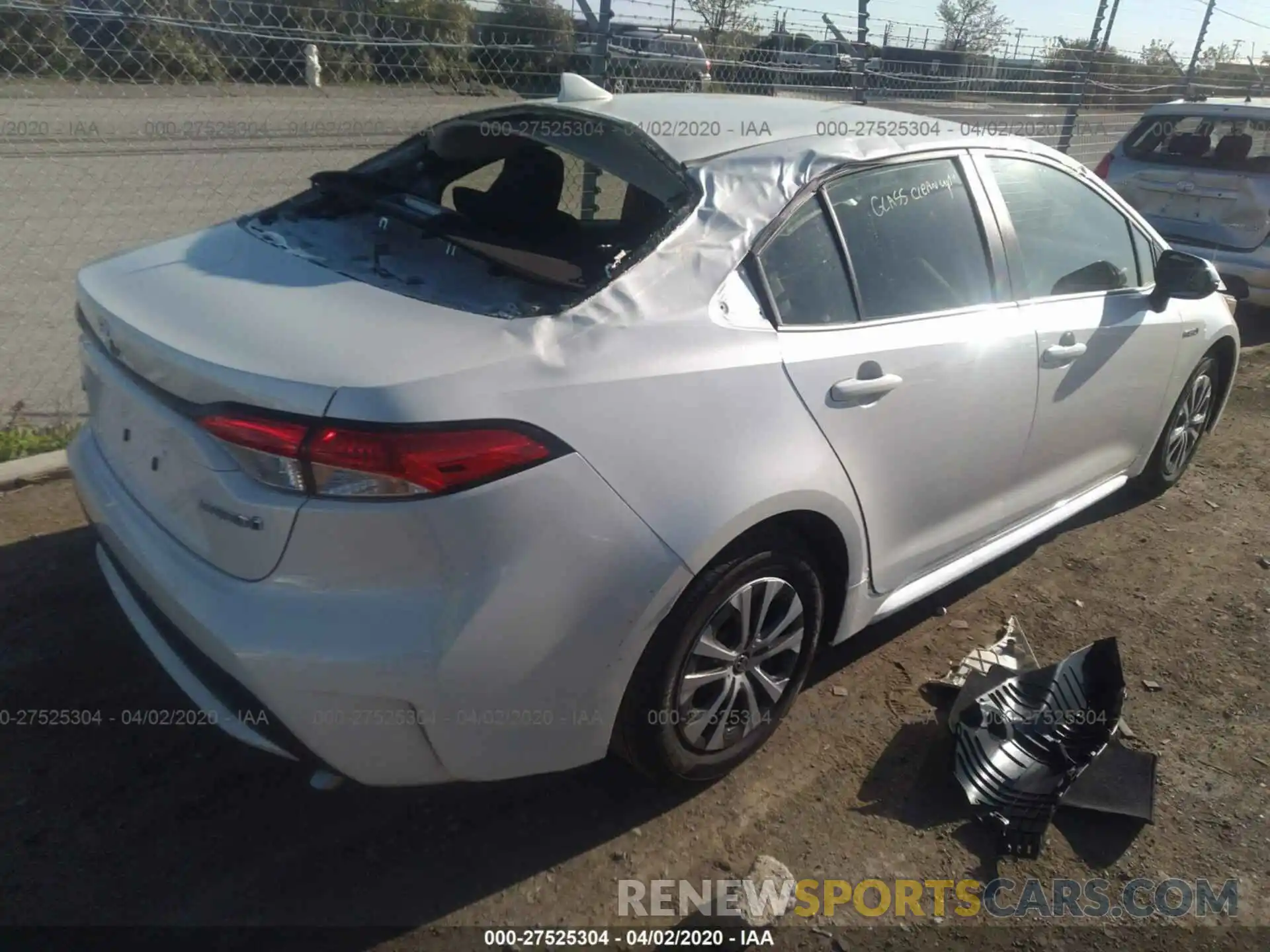 4 Photograph of a damaged car JTDEBRBE9LJ026060 TOYOTA COROLLA 2020