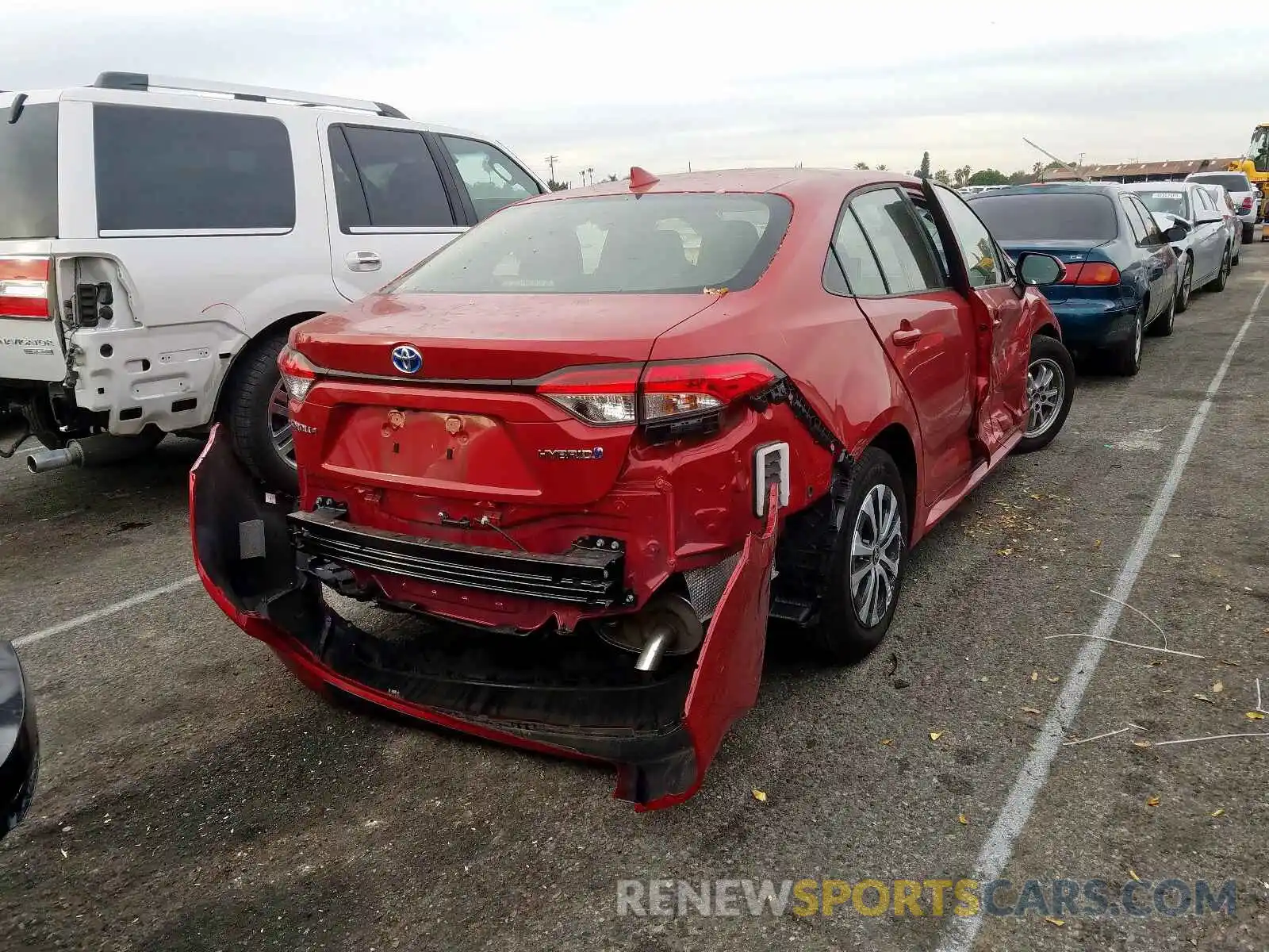 4 Photograph of a damaged car JTDEBRBEXLJ000499 TOYOTA COROLLA 2020