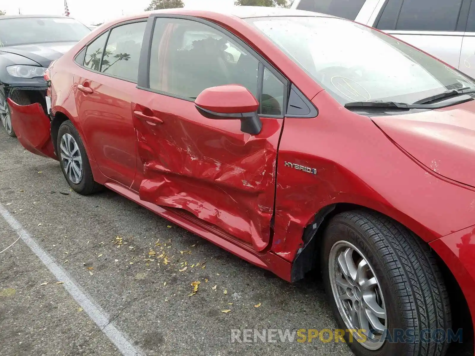 9 Photograph of a damaged car JTDEBRBEXLJ000499 TOYOTA COROLLA 2020