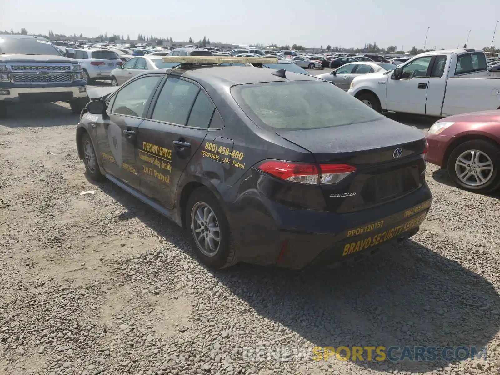 3 Photograph of a damaged car JTDEBRBEXLJ018033 TOYOTA COROLLA 2020