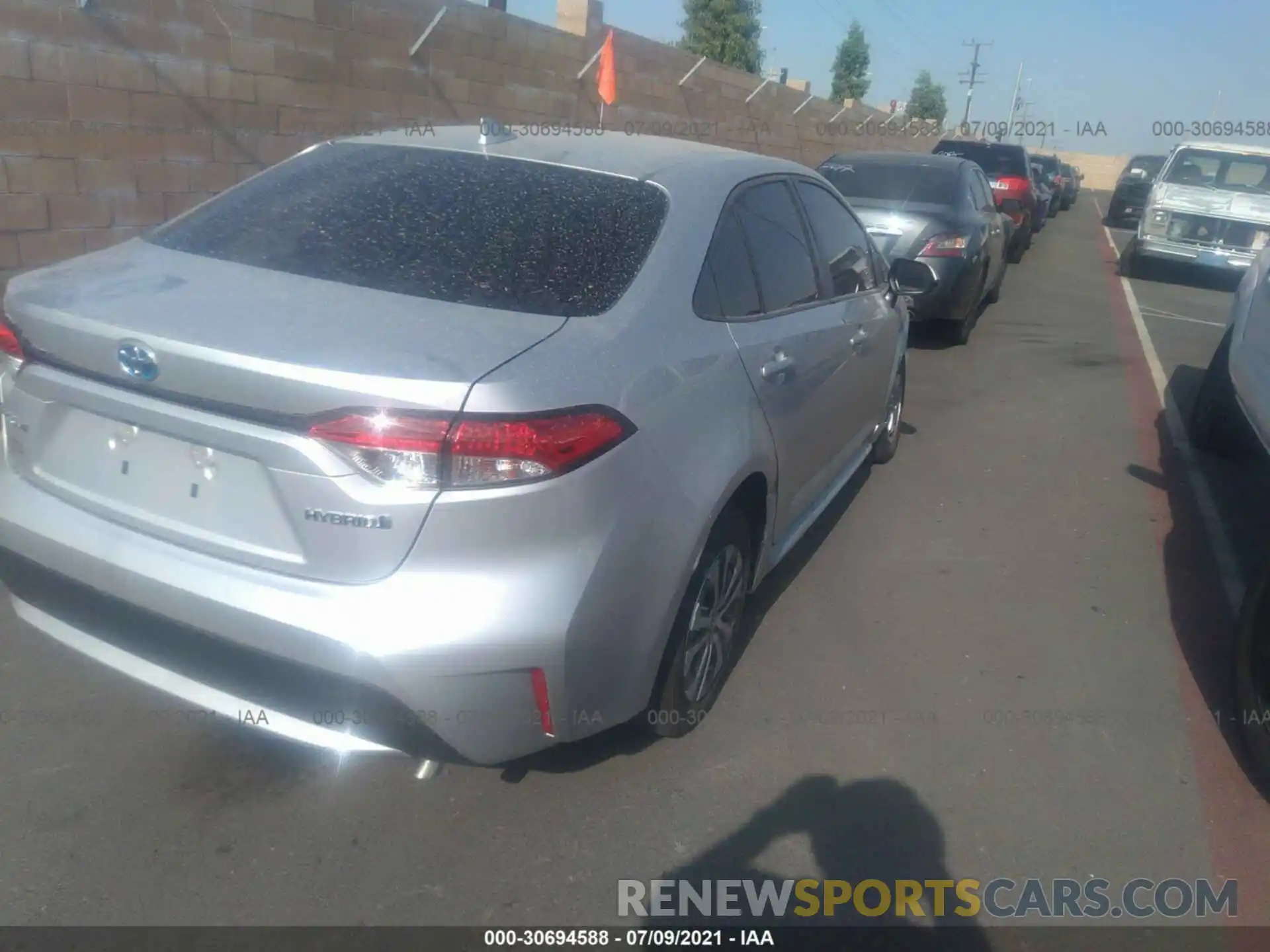 4 Photograph of a damaged car JTDEBRBEXLJ024401 TOYOTA COROLLA 2020