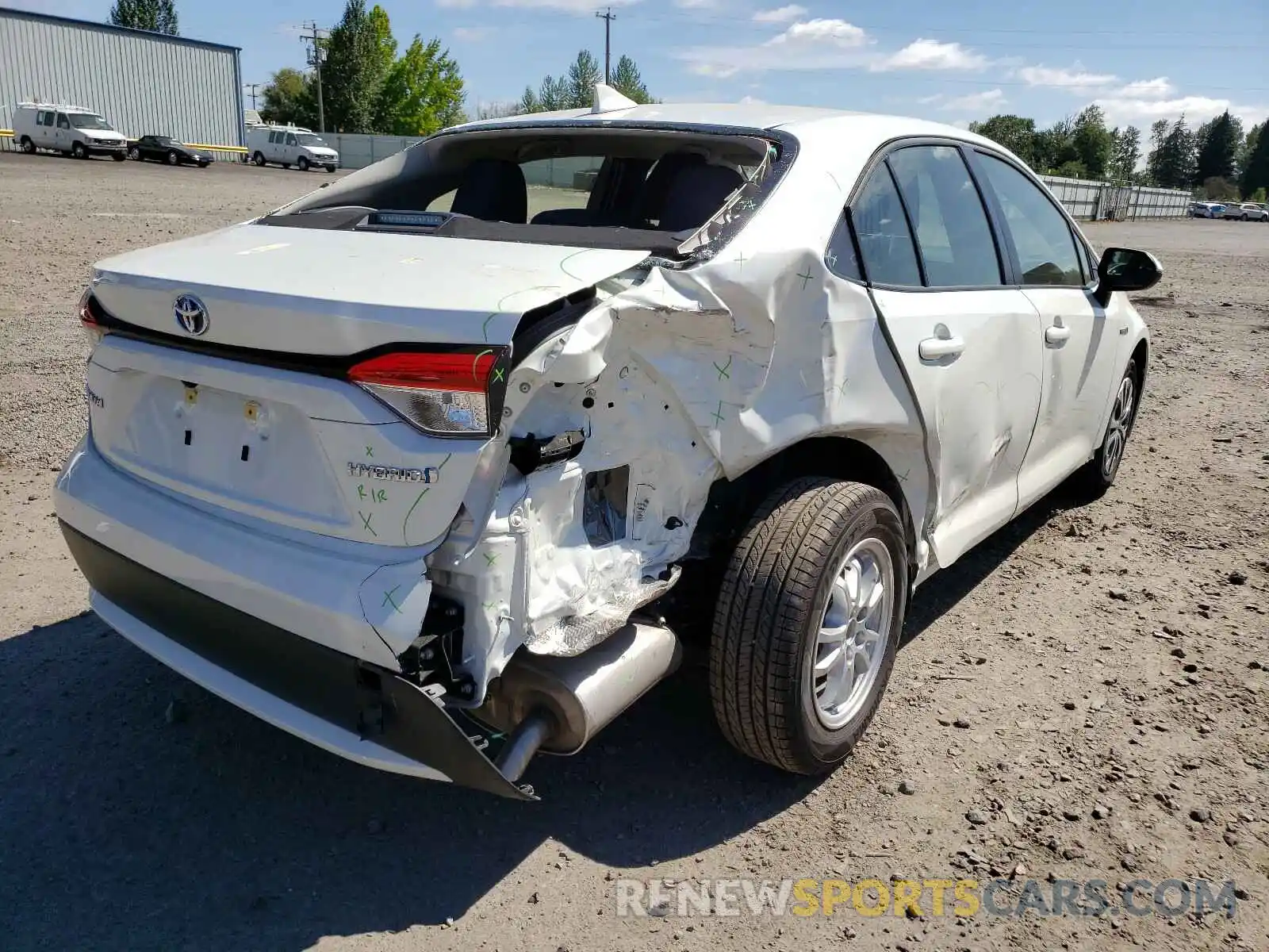 4 Photograph of a damaged car JTDEBRBEXLJ024804 TOYOTA COROLLA 2020