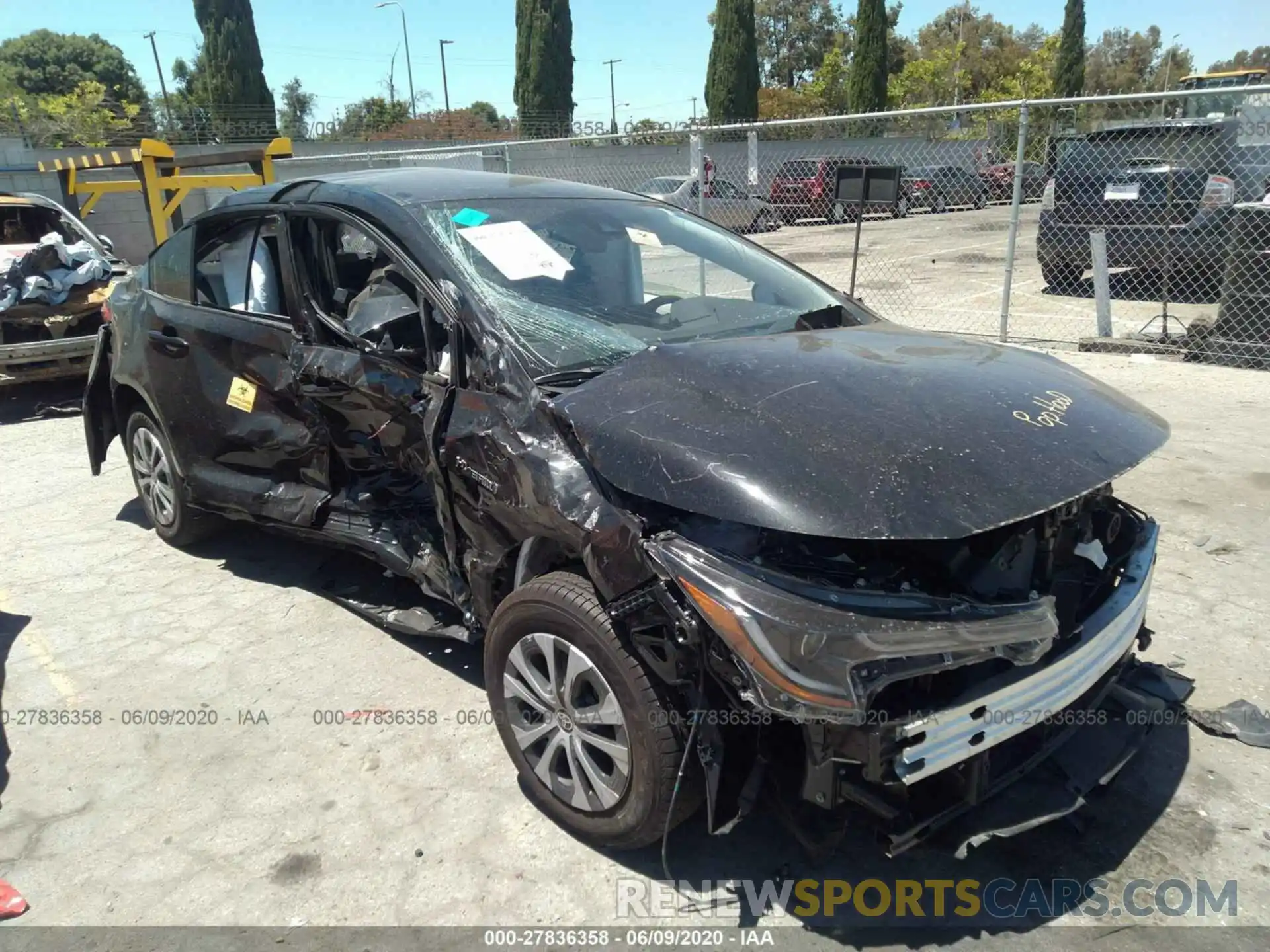 1 Photograph of a damaged car JTDEBRBEXLJ025662 TOYOTA COROLLA 2020