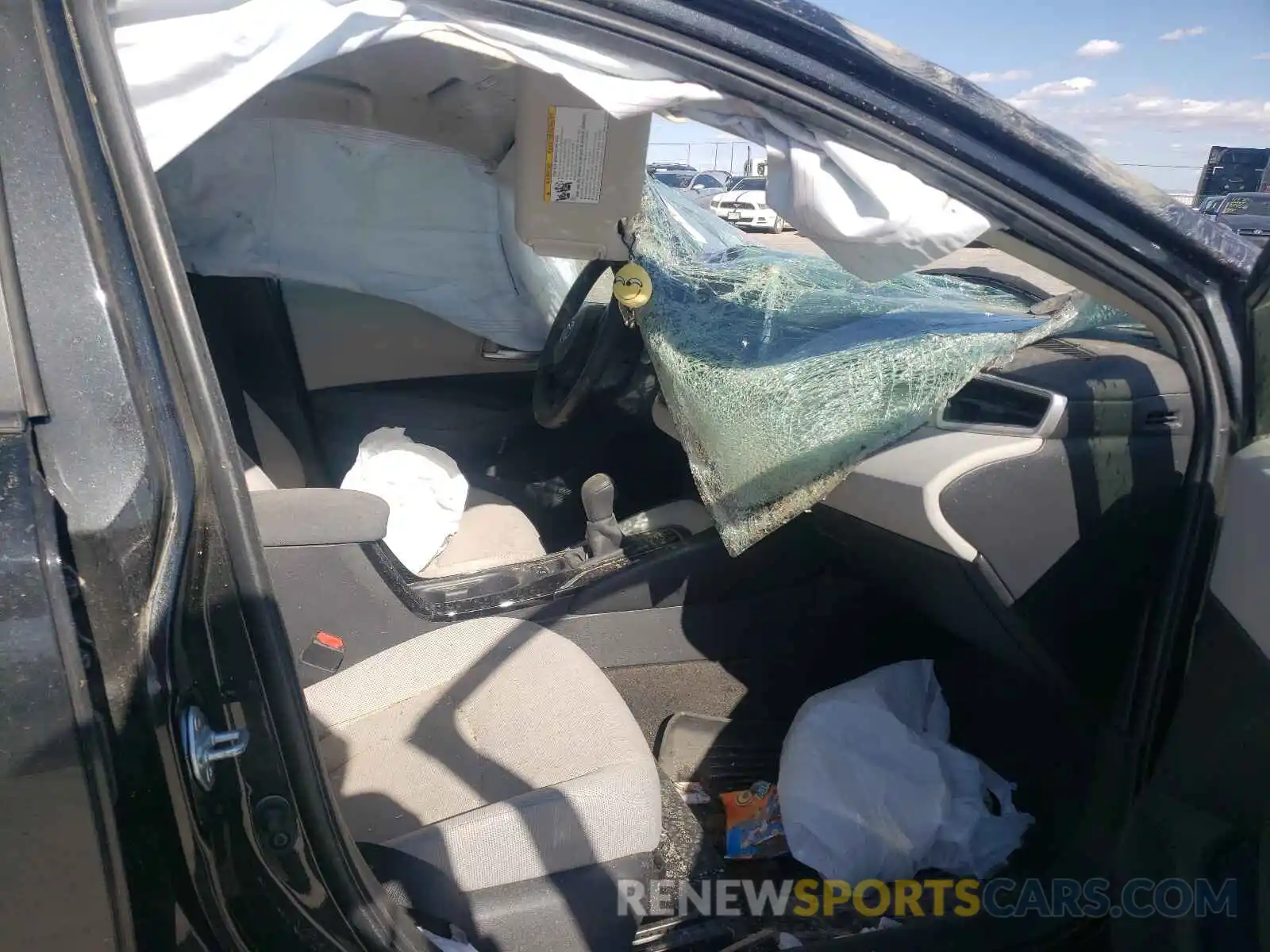 5 Photograph of a damaged car JTDEBRBEXLJ028075 TOYOTA COROLLA 2020