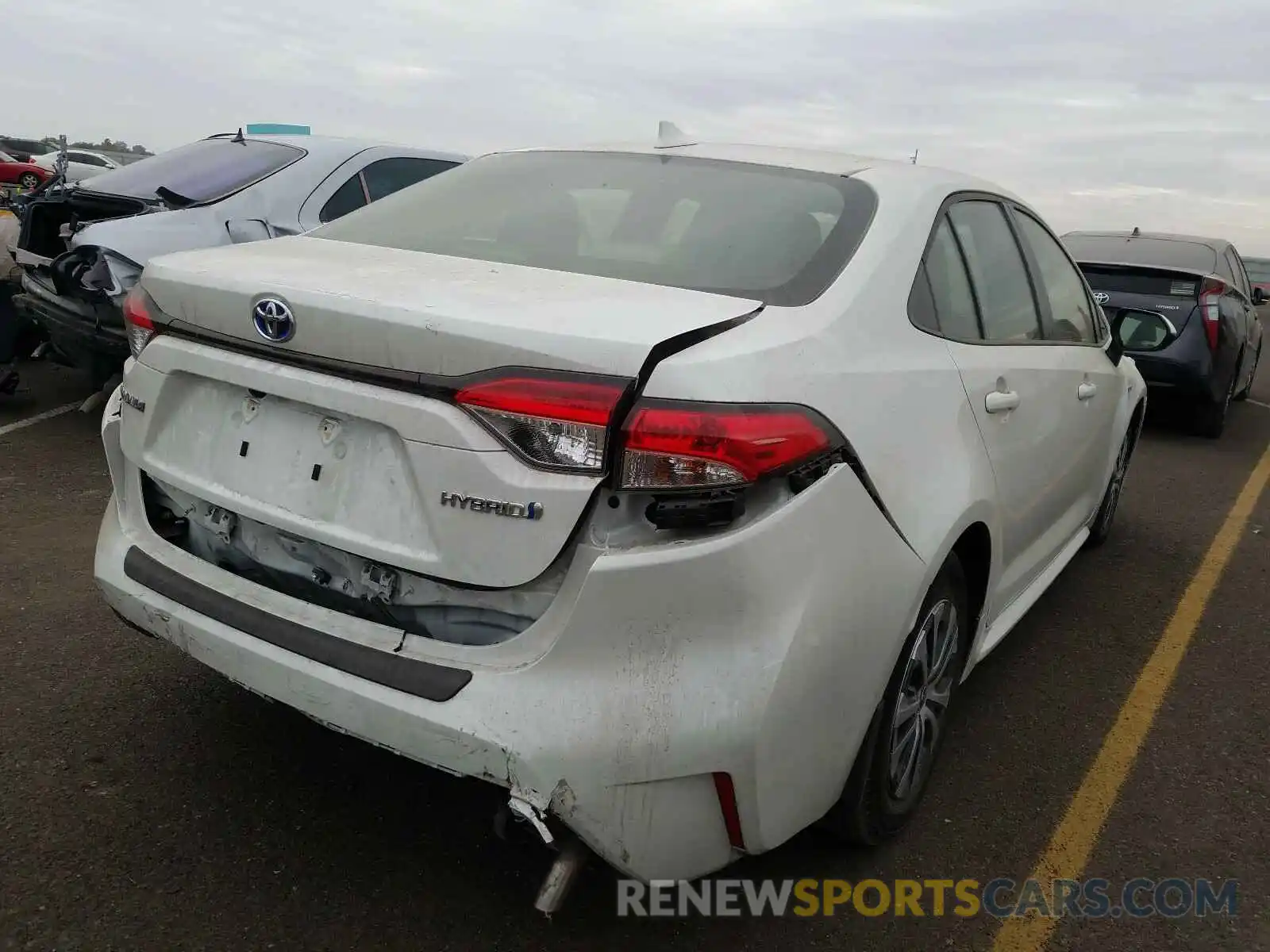 4 Photograph of a damaged car JTDEBRBEXLJ030053 TOYOTA COROLLA 2020