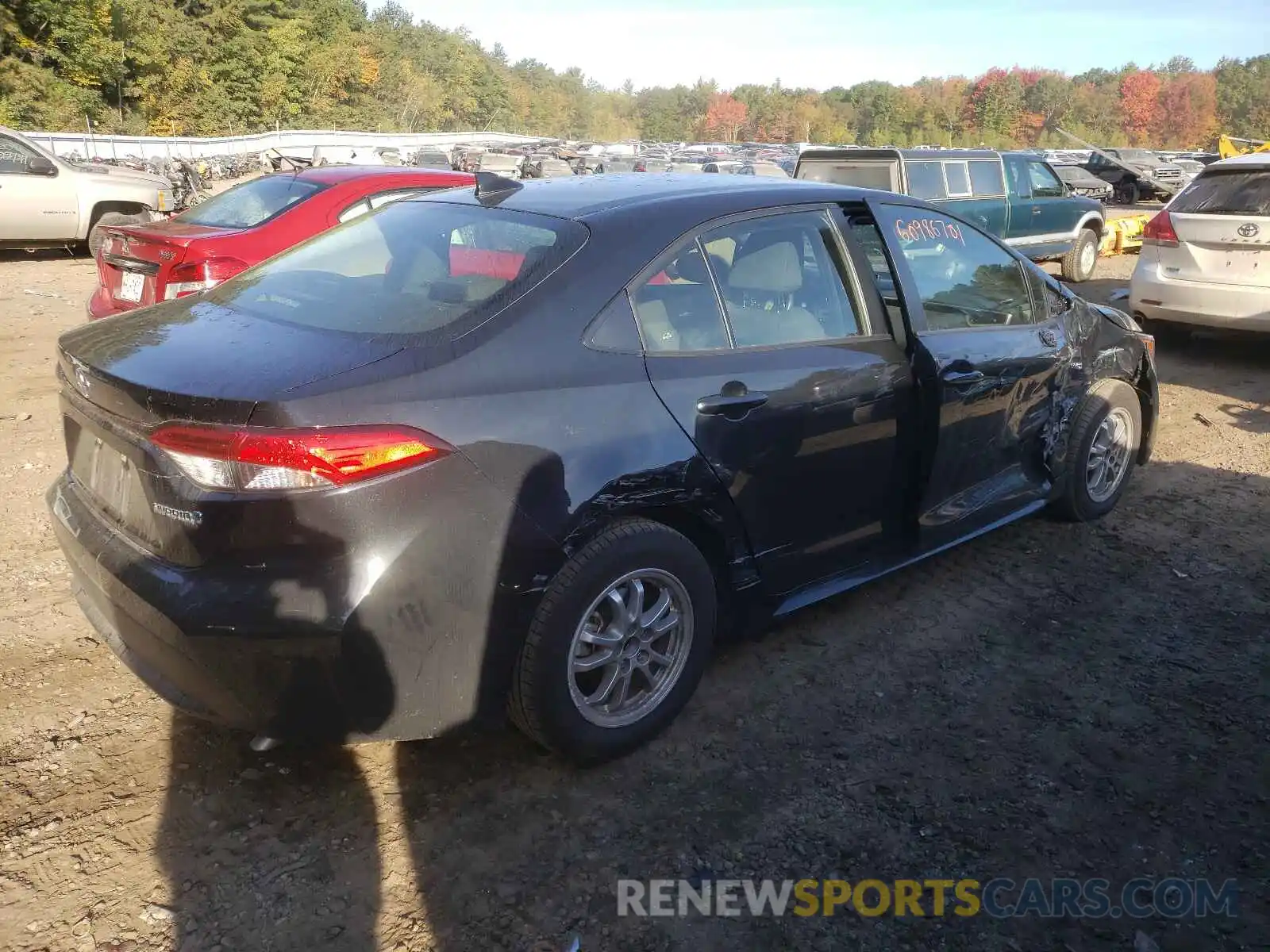 4 Photograph of a damaged car JTDEBRBEXLJ030313 TOYOTA COROLLA 2020