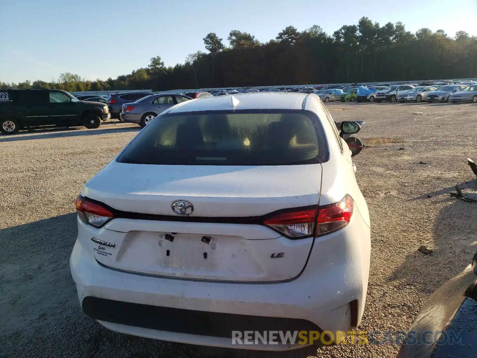 4 Photograph of a damaged car JTDEPRAE0LJ000160 TOYOTA COROLLA 2020