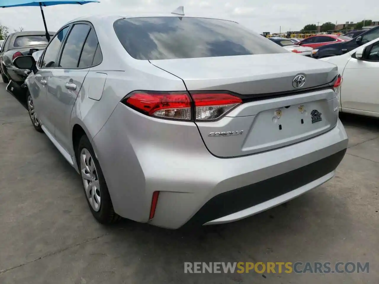 3 Photograph of a damaged car JTDEPRAE0LJ003284 TOYOTA COROLLA 2020