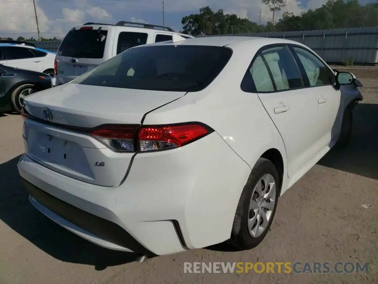 4 Photograph of a damaged car JTDEPRAE0LJ005598 TOYOTA COROLLA 2020