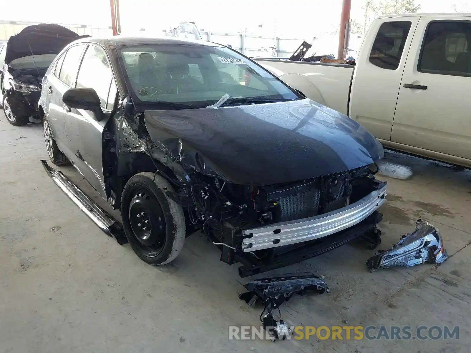 1 Photograph of a damaged car JTDEPRAE0LJ009375 TOYOTA COROLLA 2020