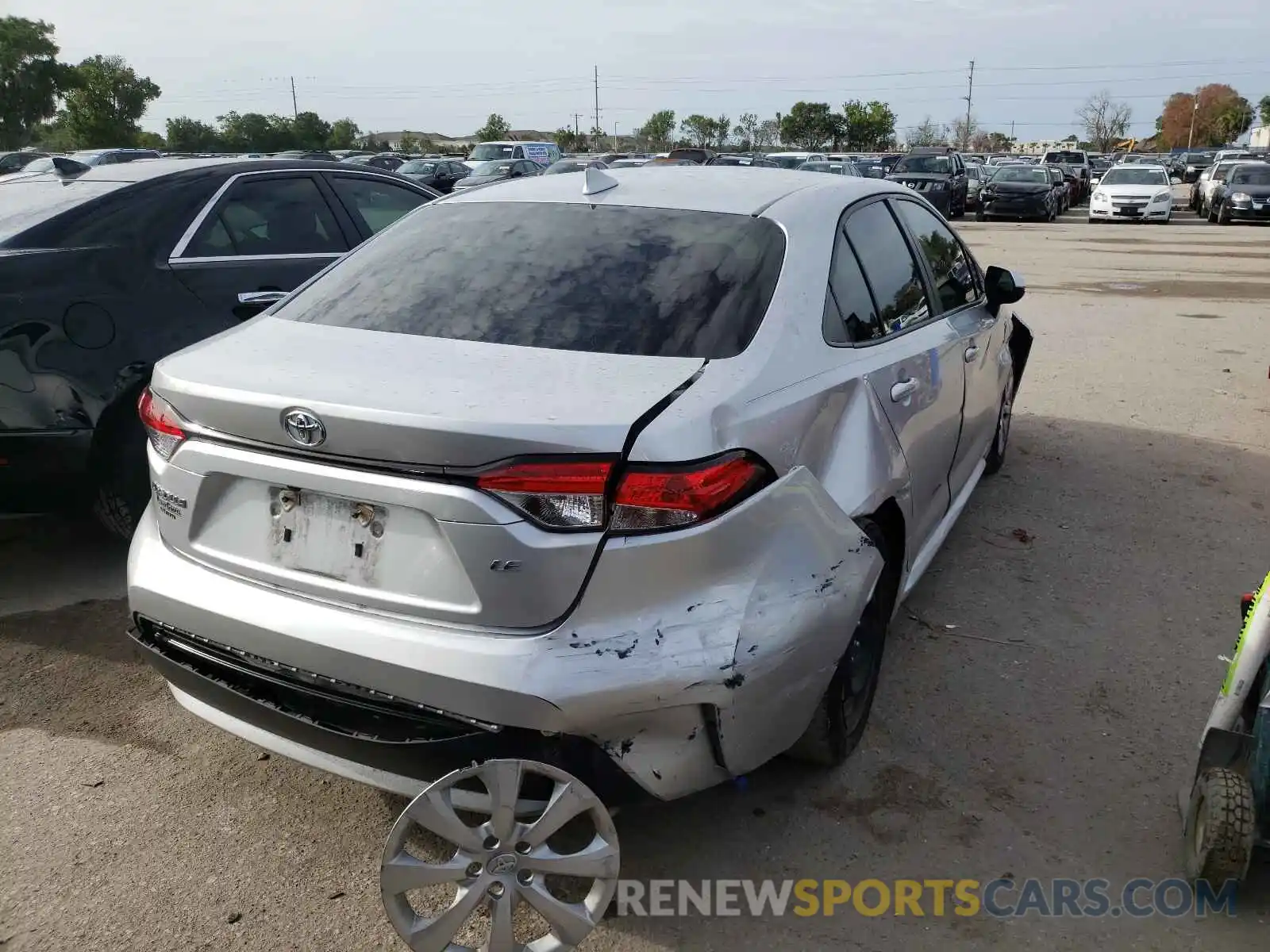 4 Photograph of a damaged car JTDEPRAE0LJ011224 TOYOTA COROLLA 2020