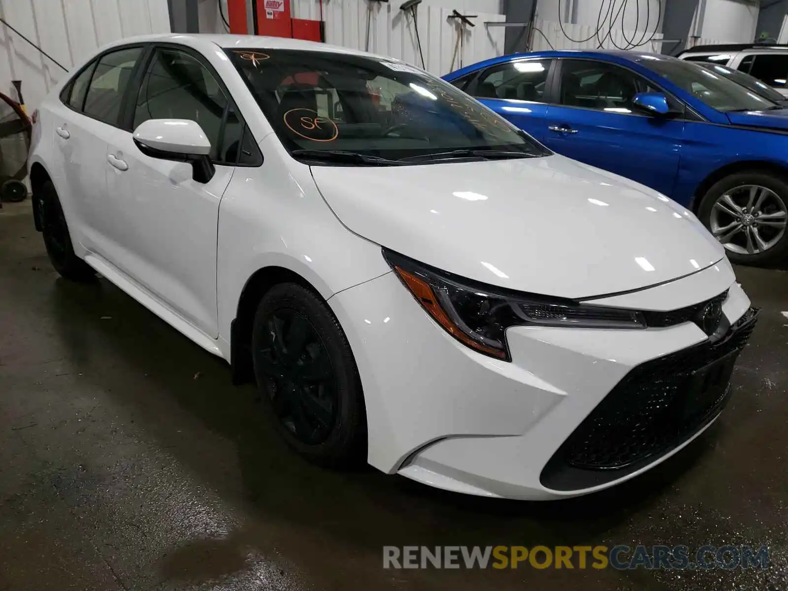 1 Photograph of a damaged car JTDEPRAE0LJ012213 TOYOTA COROLLA 2020