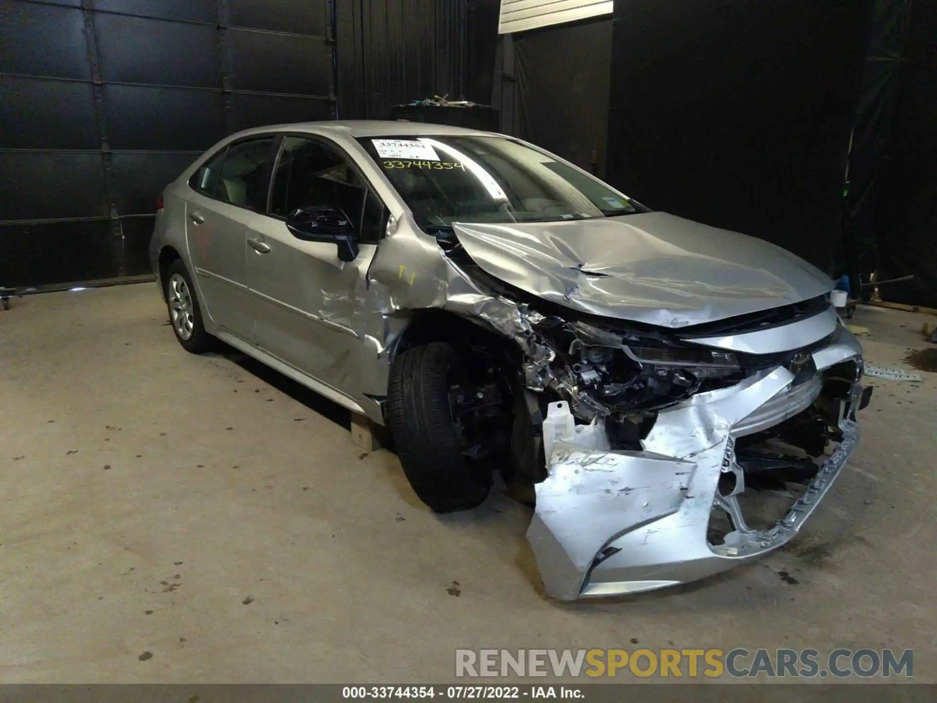 1 Photograph of a damaged car JTDEPRAE0LJ013152 TOYOTA COROLLA 2020