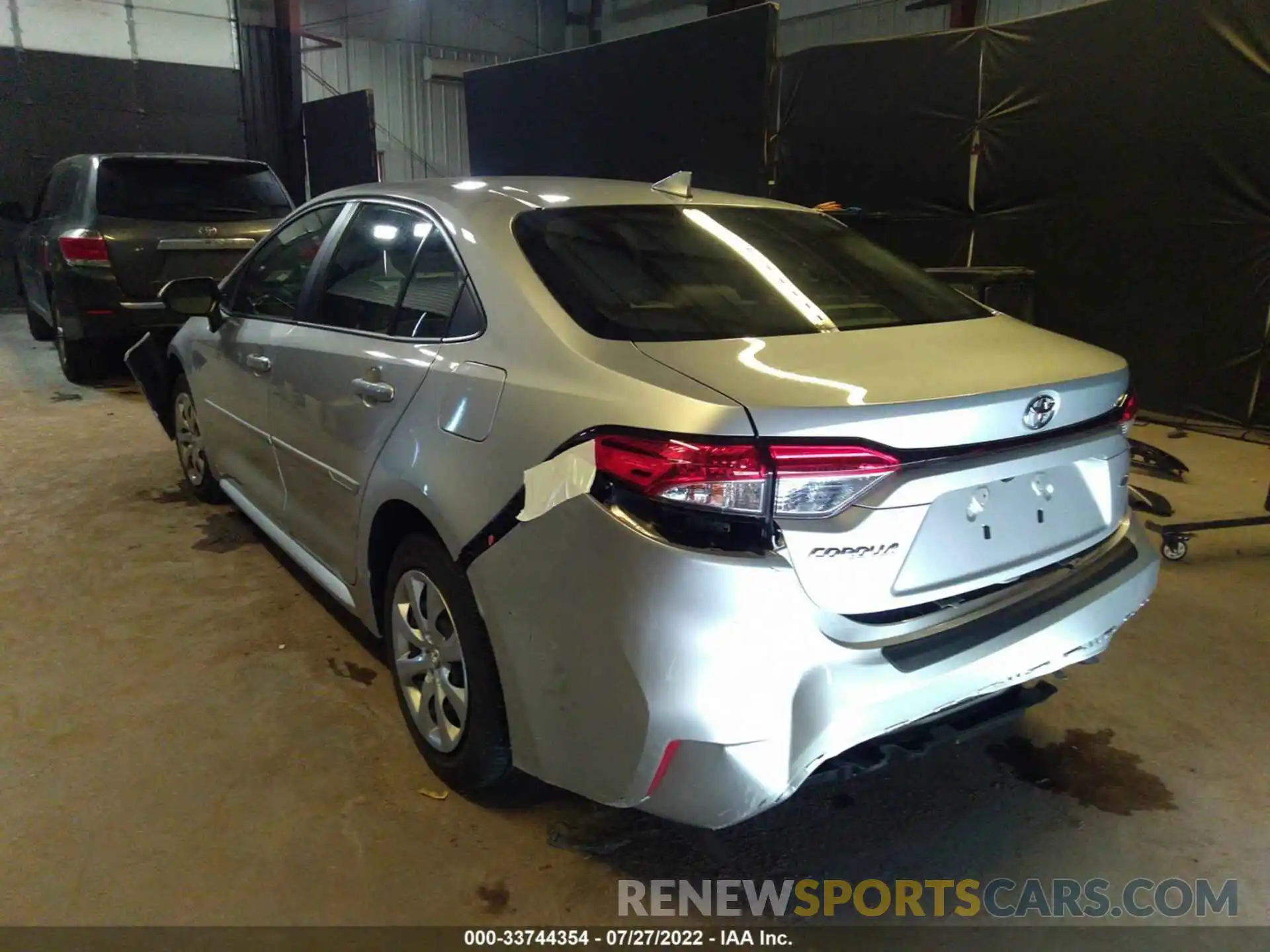 3 Photograph of a damaged car JTDEPRAE0LJ013152 TOYOTA COROLLA 2020