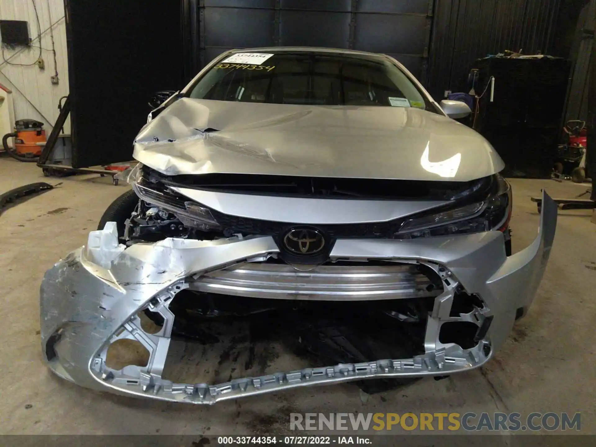 6 Photograph of a damaged car JTDEPRAE0LJ013152 TOYOTA COROLLA 2020