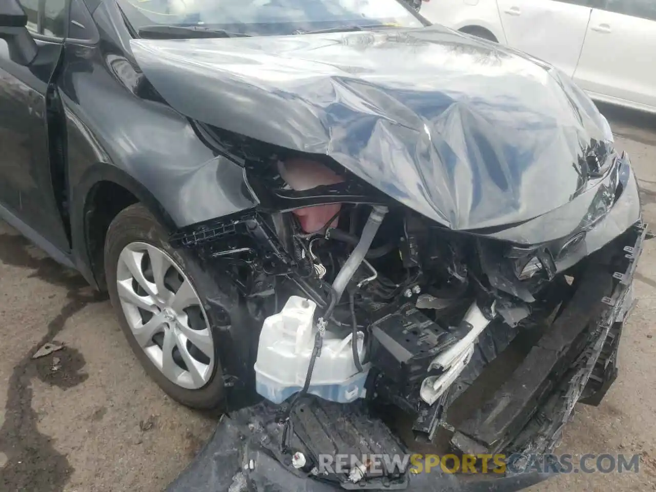 9 Photograph of a damaged car JTDEPRAE0LJ013216 TOYOTA COROLLA 2020