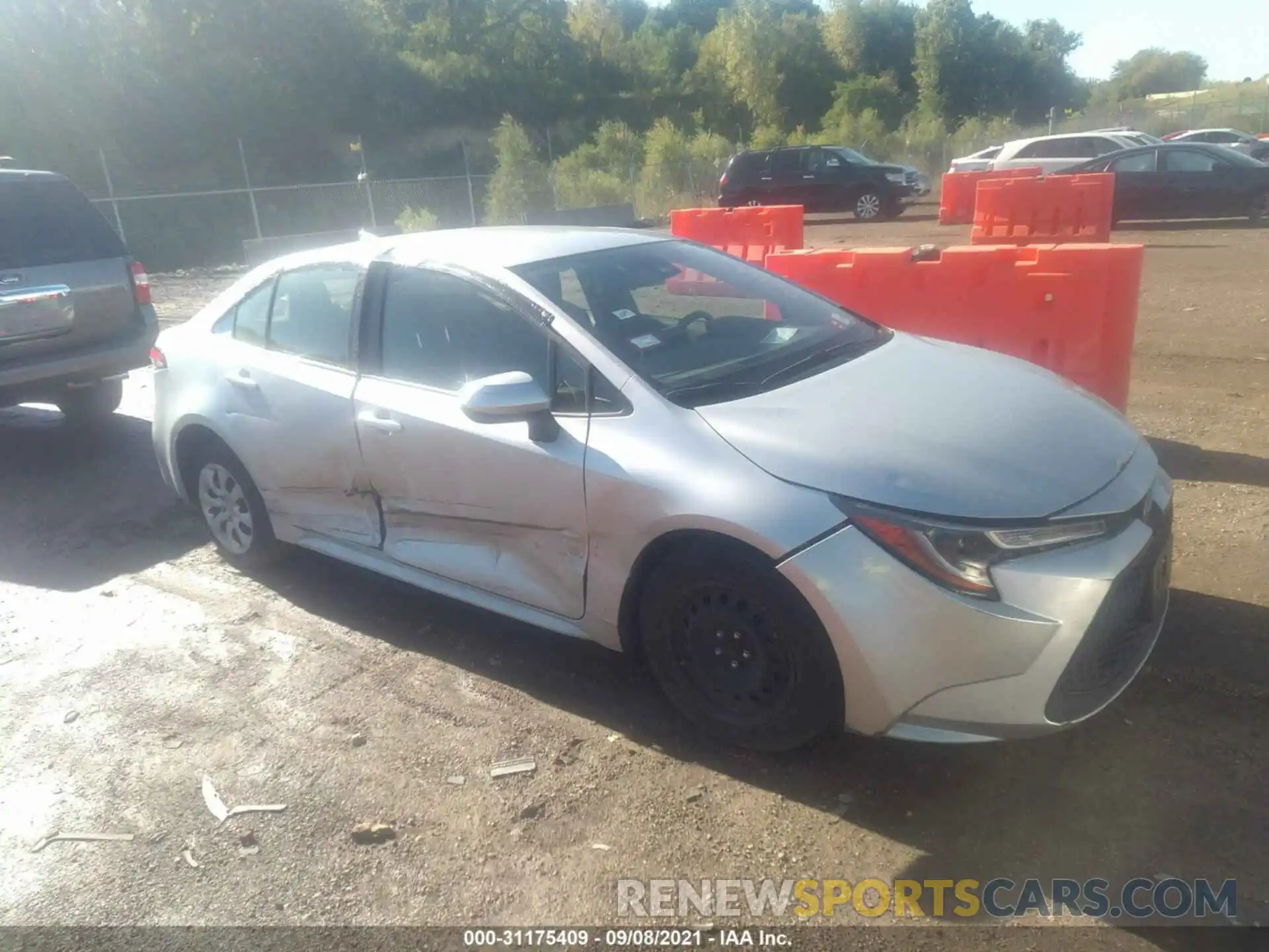 1 Photograph of a damaged car JTDEPRAE0LJ013751 TOYOTA COROLLA 2020