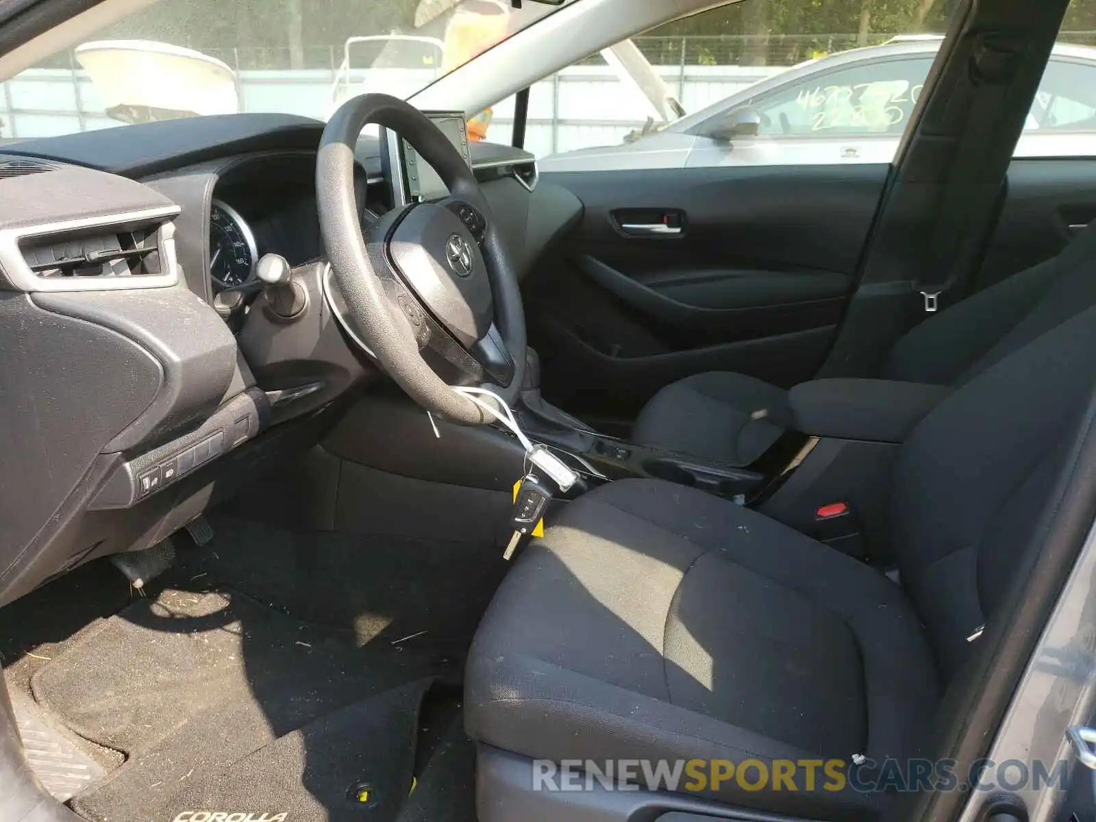 5 Photograph of a damaged car JTDEPRAE0LJ017461 TOYOTA COROLLA 2020