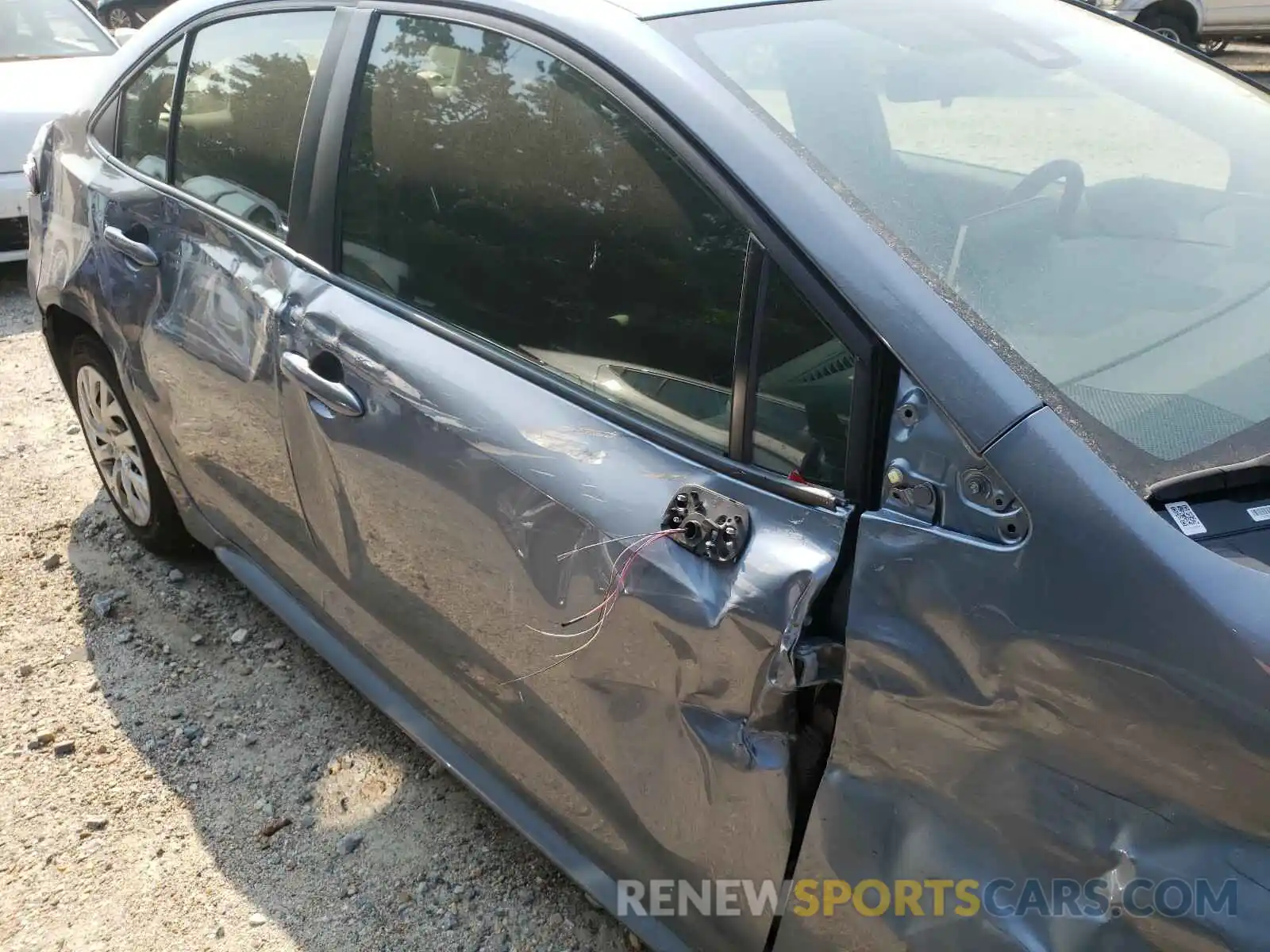 9 Photograph of a damaged car JTDEPRAE0LJ017461 TOYOTA COROLLA 2020