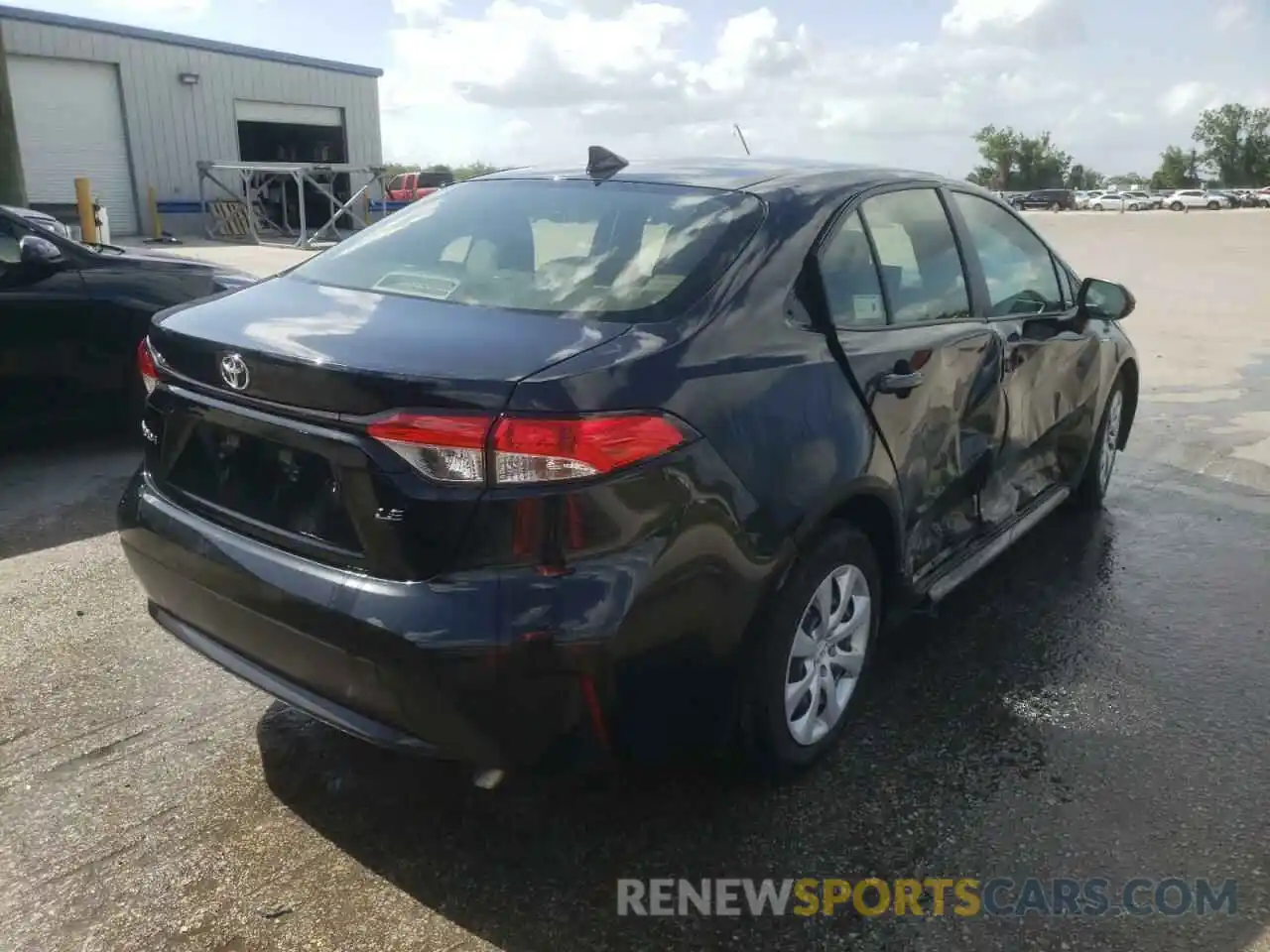 4 Photograph of a damaged car JTDEPRAE0LJ020425 TOYOTA COROLLA 2020