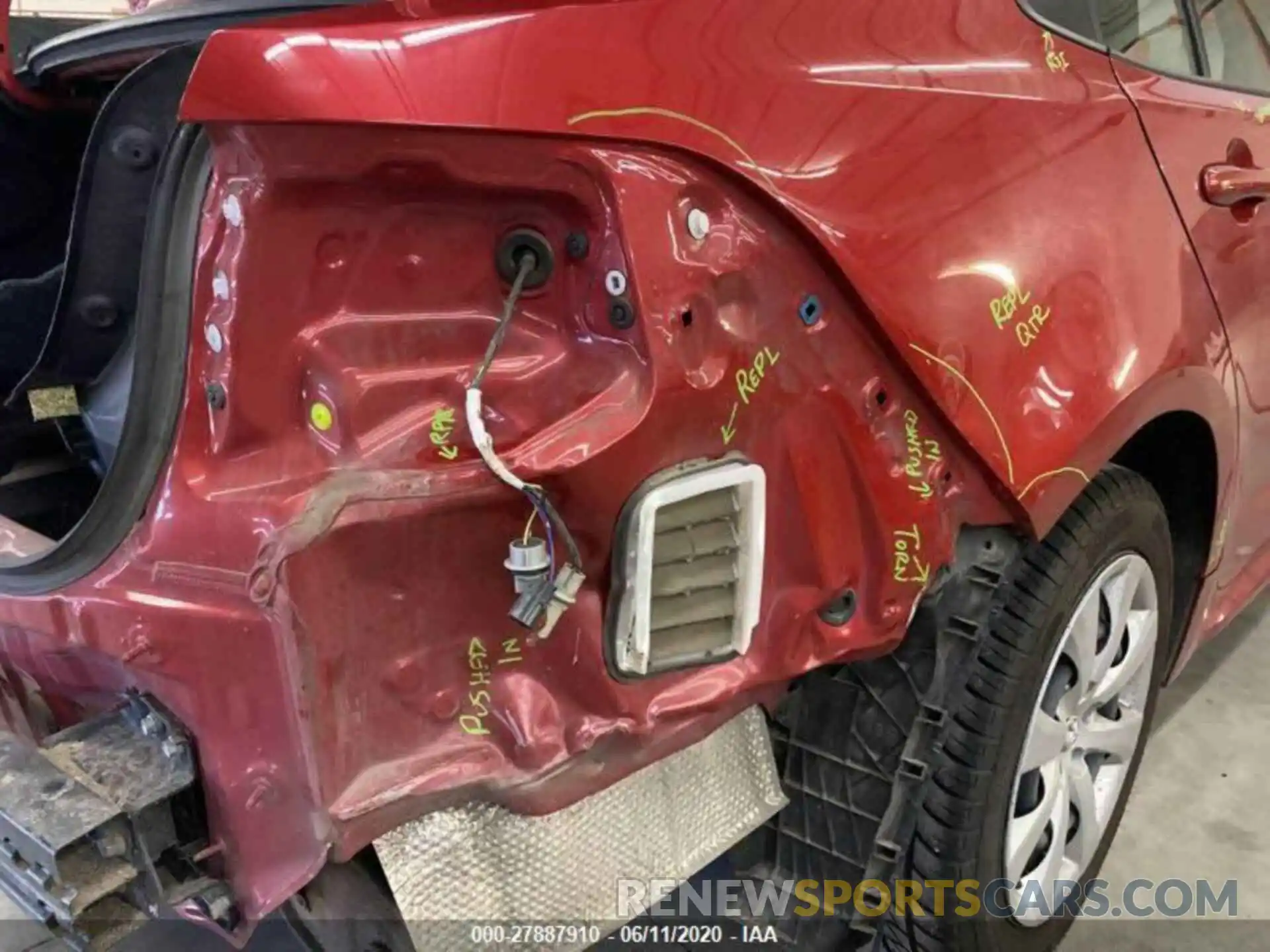 10 Photograph of a damaged car JTDEPRAE0LJ020702 TOYOTA COROLLA 2020