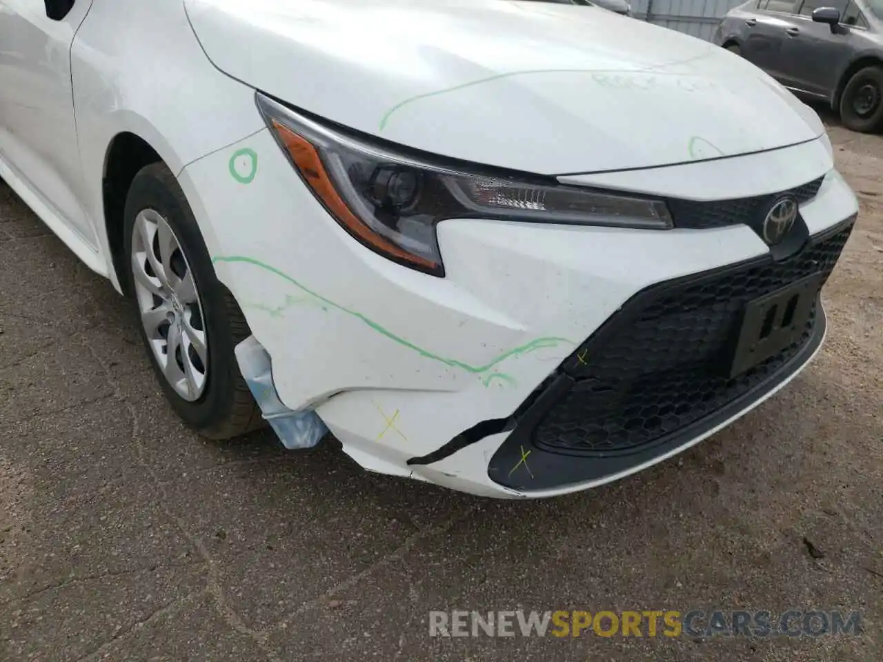 9 Photograph of a damaged car JTDEPRAE0LJ021736 TOYOTA COROLLA 2020