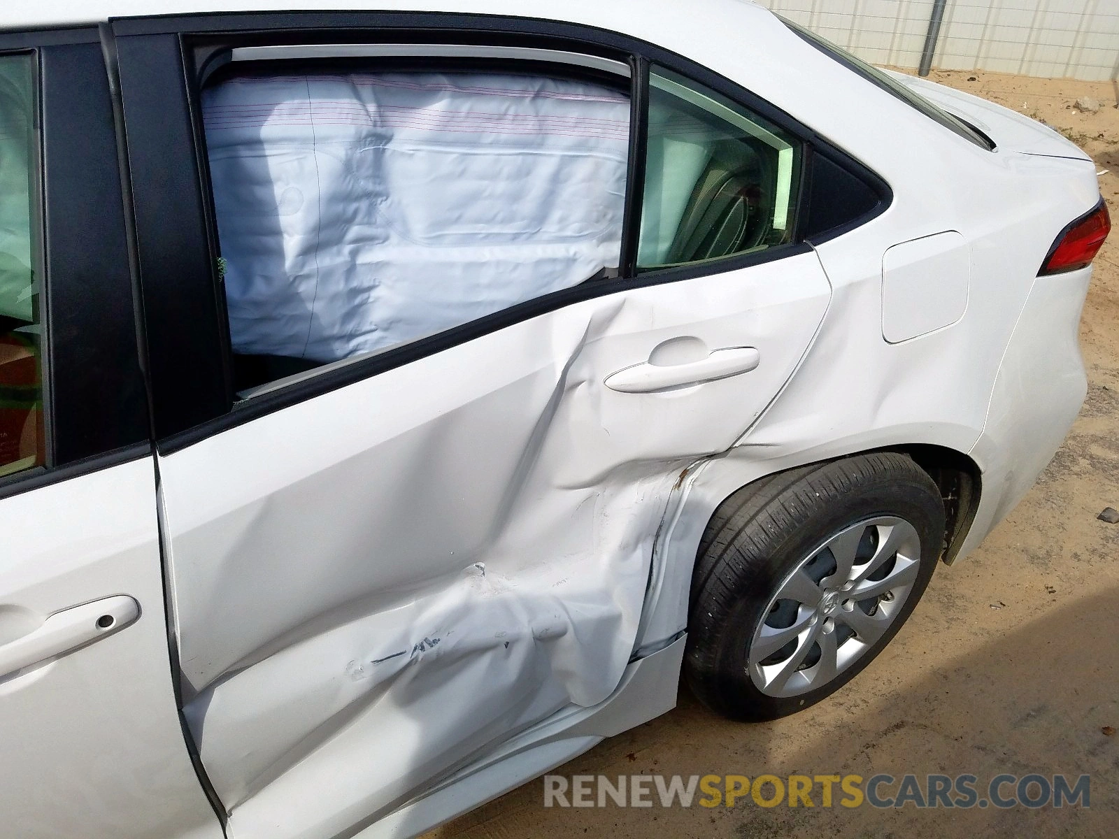 9 Photograph of a damaged car JTDEPRAE0LJ022918 TOYOTA COROLLA 2020