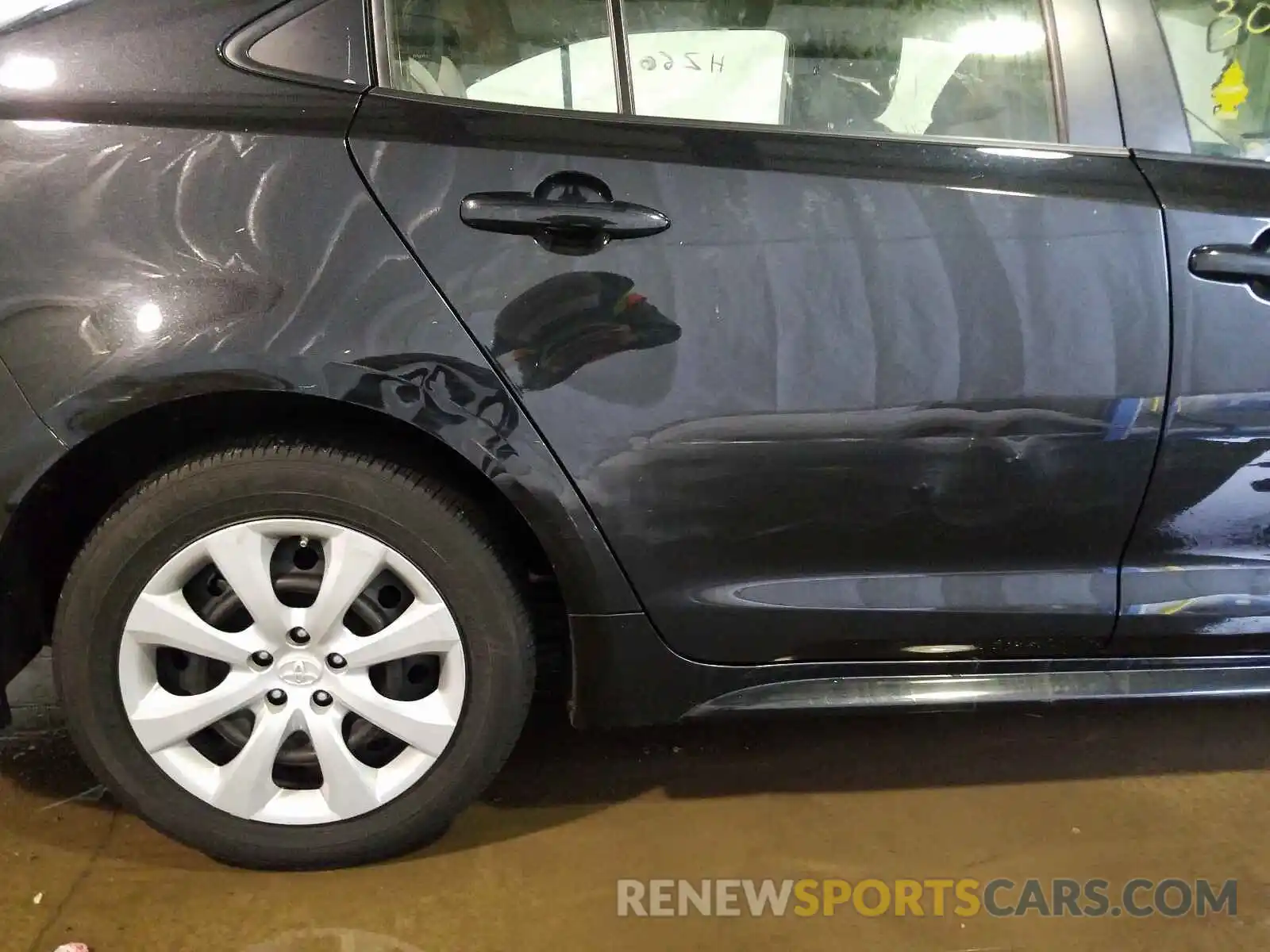 9 Photograph of a damaged car JTDEPRAE0LJ023308 TOYOTA COROLLA 2020