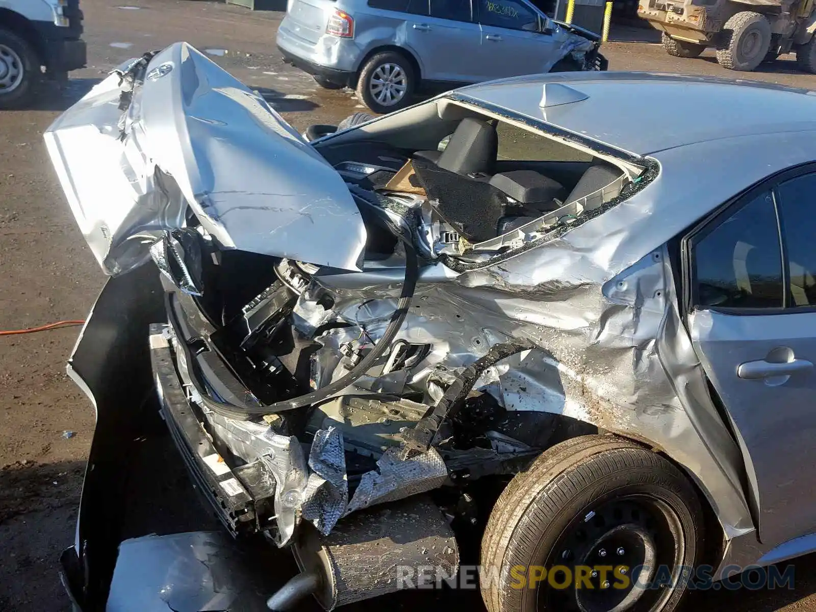 9 Photograph of a damaged car JTDEPRAE0LJ023681 TOYOTA COROLLA 2020