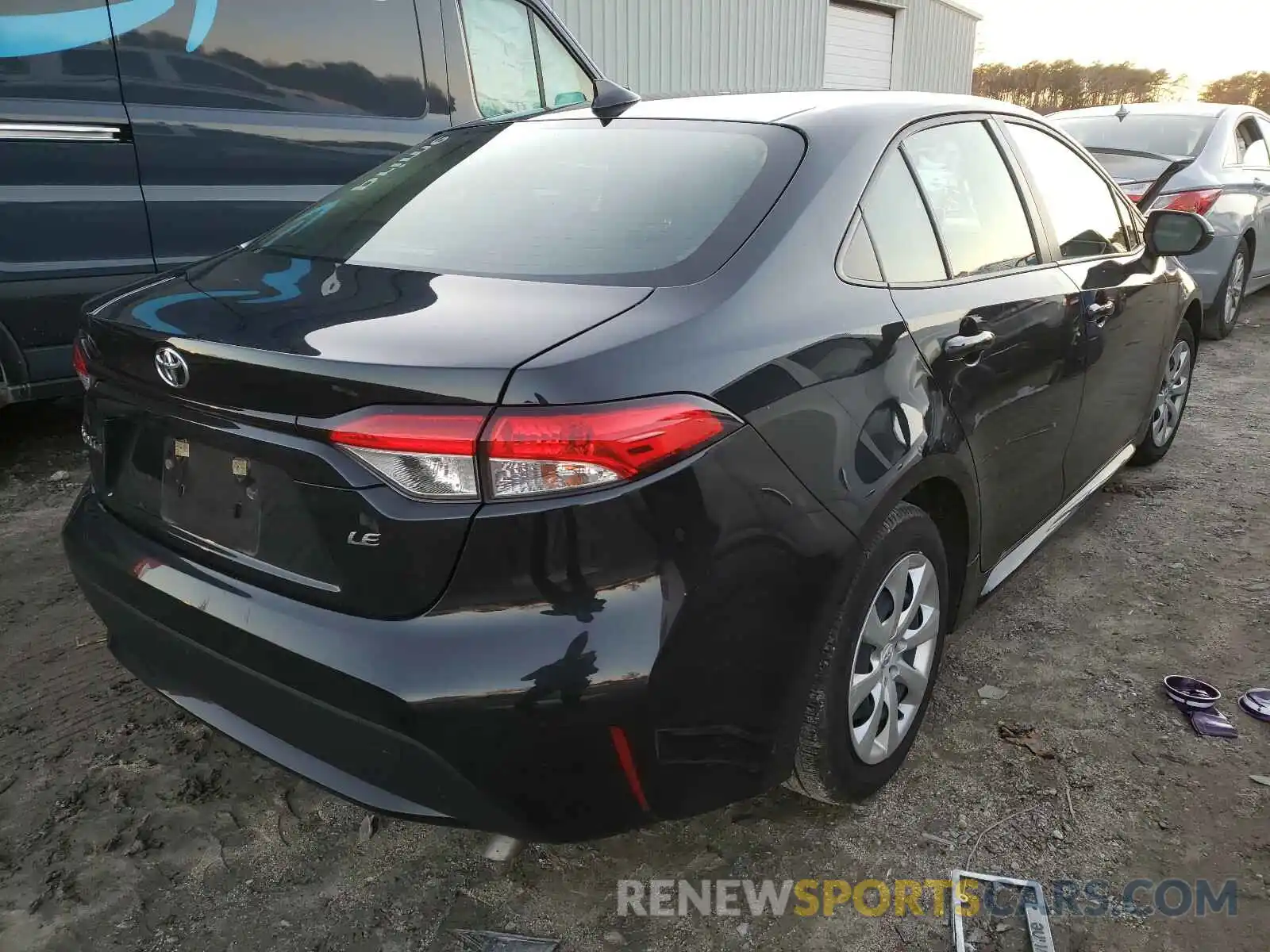 4 Photograph of a damaged car JTDEPRAE0LJ024698 TOYOTA COROLLA 2020