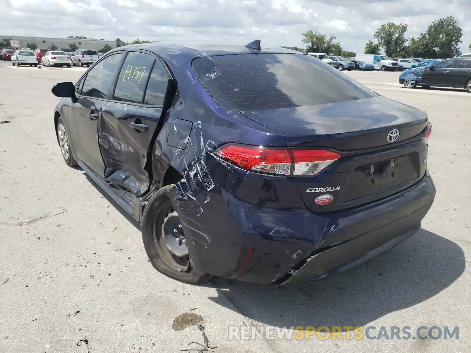 3 Photograph of a damaged car JTDEPRAE0LJ026550 TOYOTA COROLLA 2020