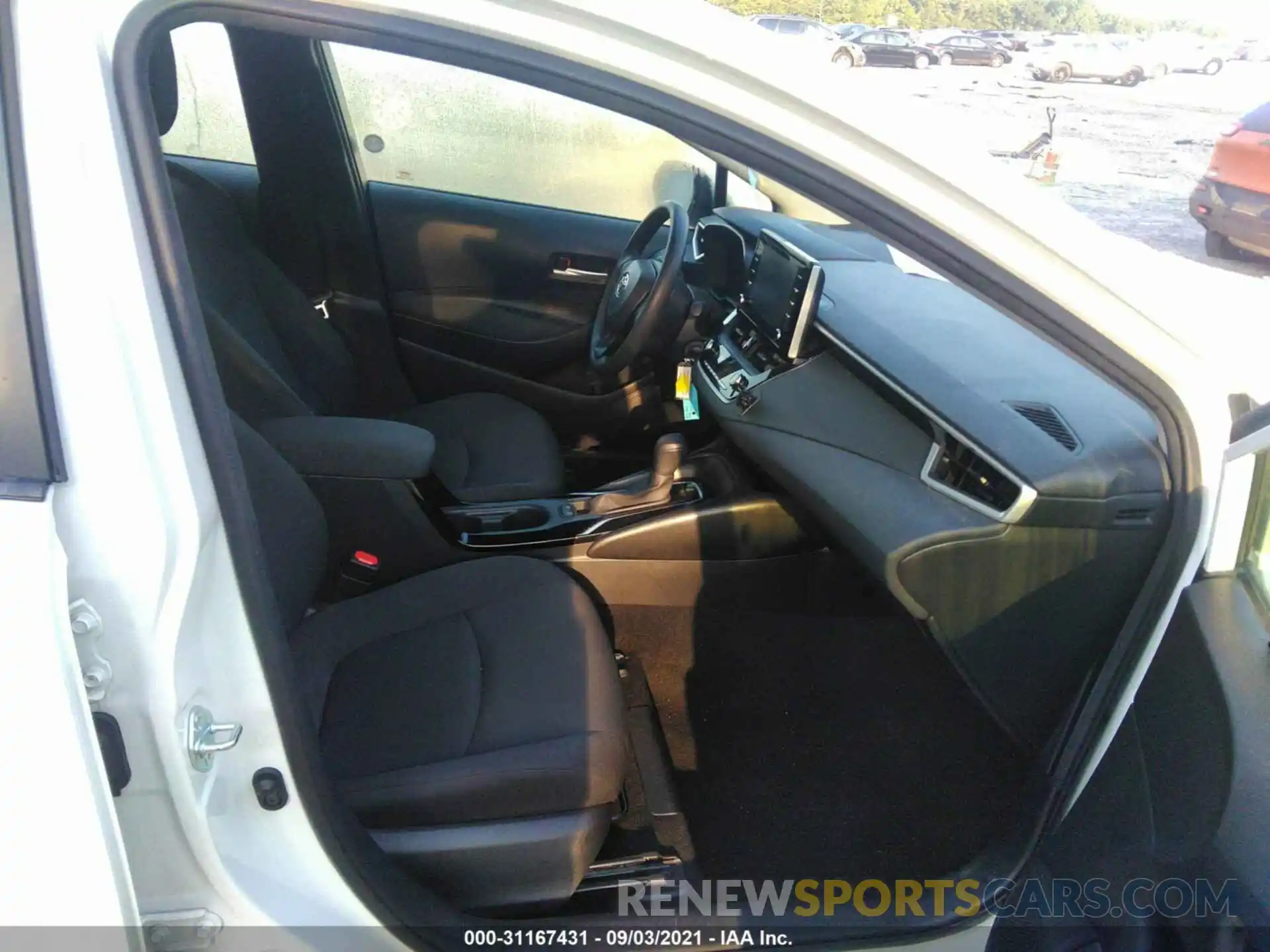 5 Photograph of a damaged car JTDEPRAE0LJ026788 TOYOTA COROLLA 2020