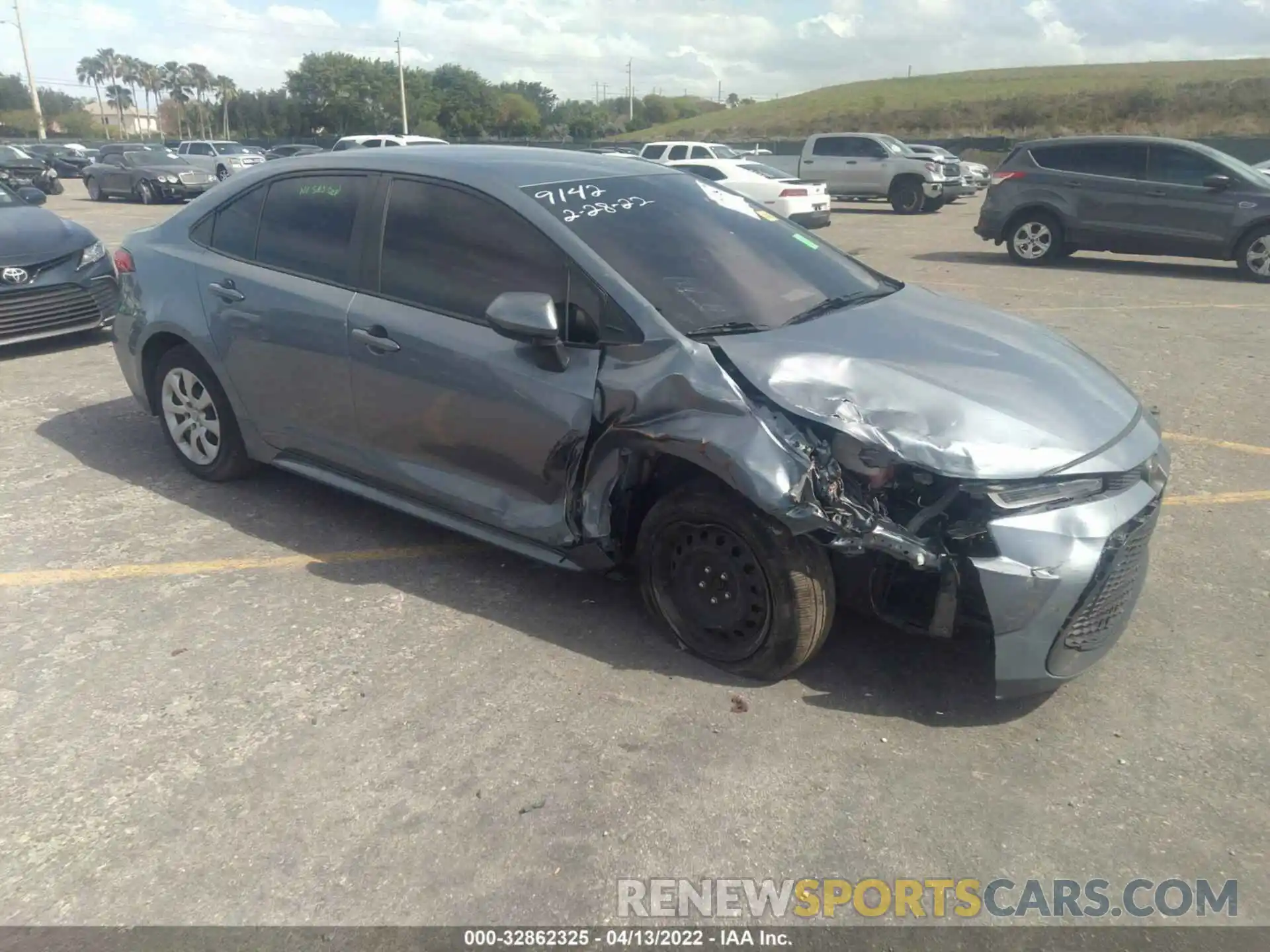 1 Photograph of a damaged car JTDEPRAE0LJ029142 TOYOTA COROLLA 2020