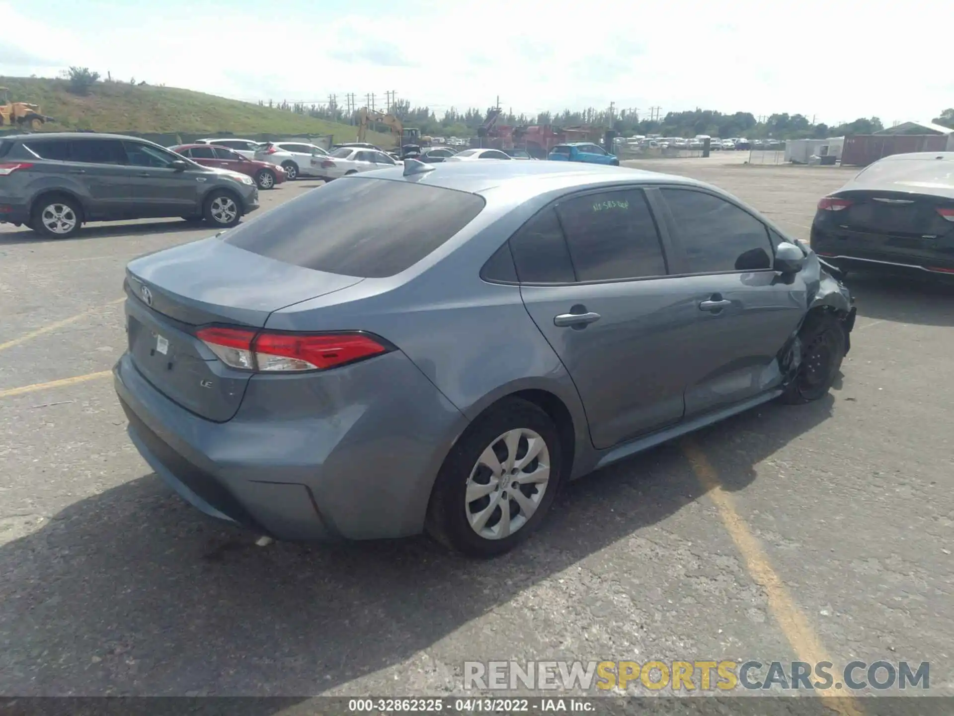 4 Photograph of a damaged car JTDEPRAE0LJ029142 TOYOTA COROLLA 2020