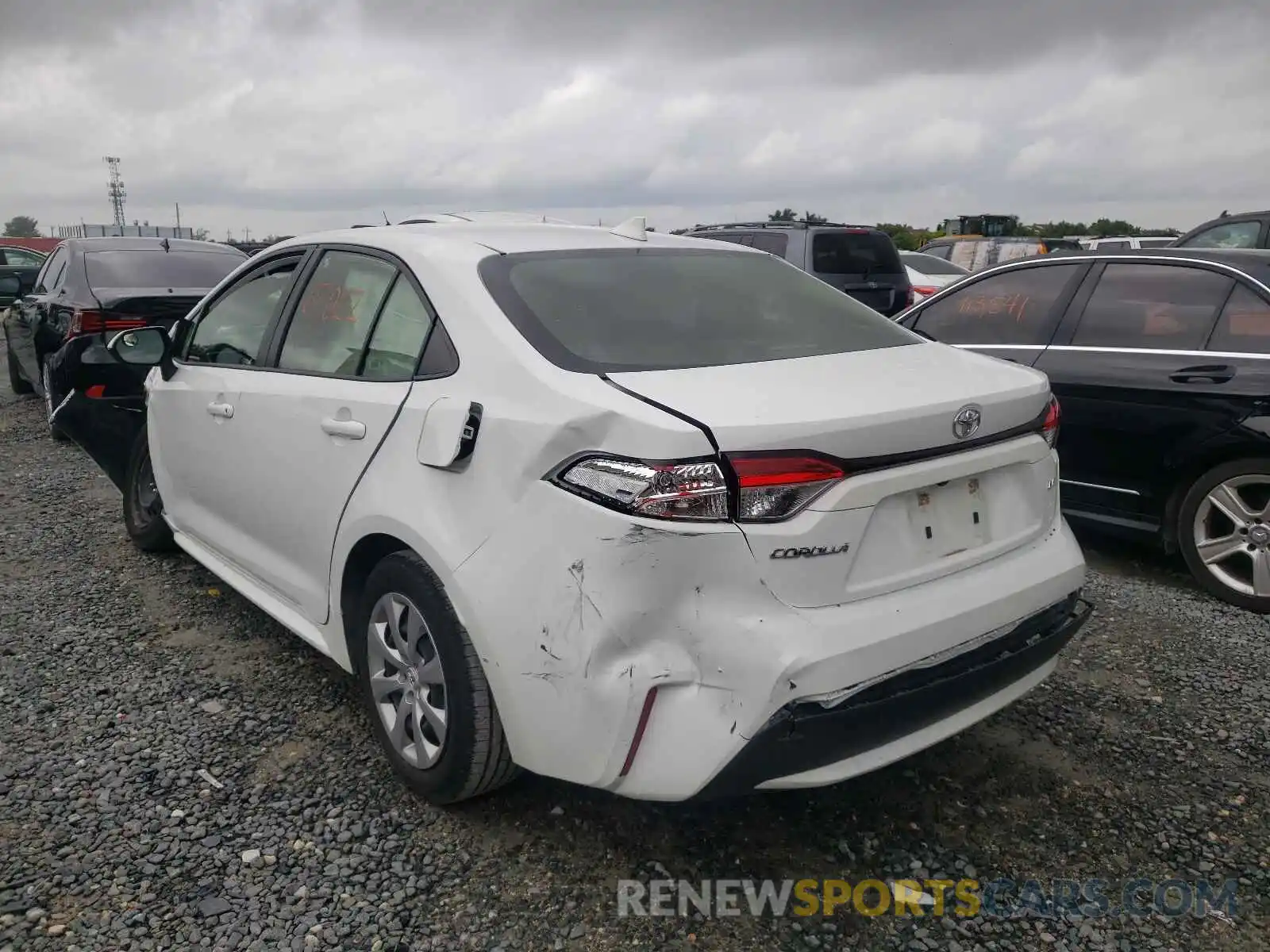 3 Photograph of a damaged car JTDEPRAE0LJ029383 TOYOTA COROLLA 2020